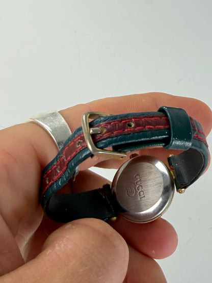 Vintage Gucci Leather Strap Watch Green Red Gold-Tone Damaged