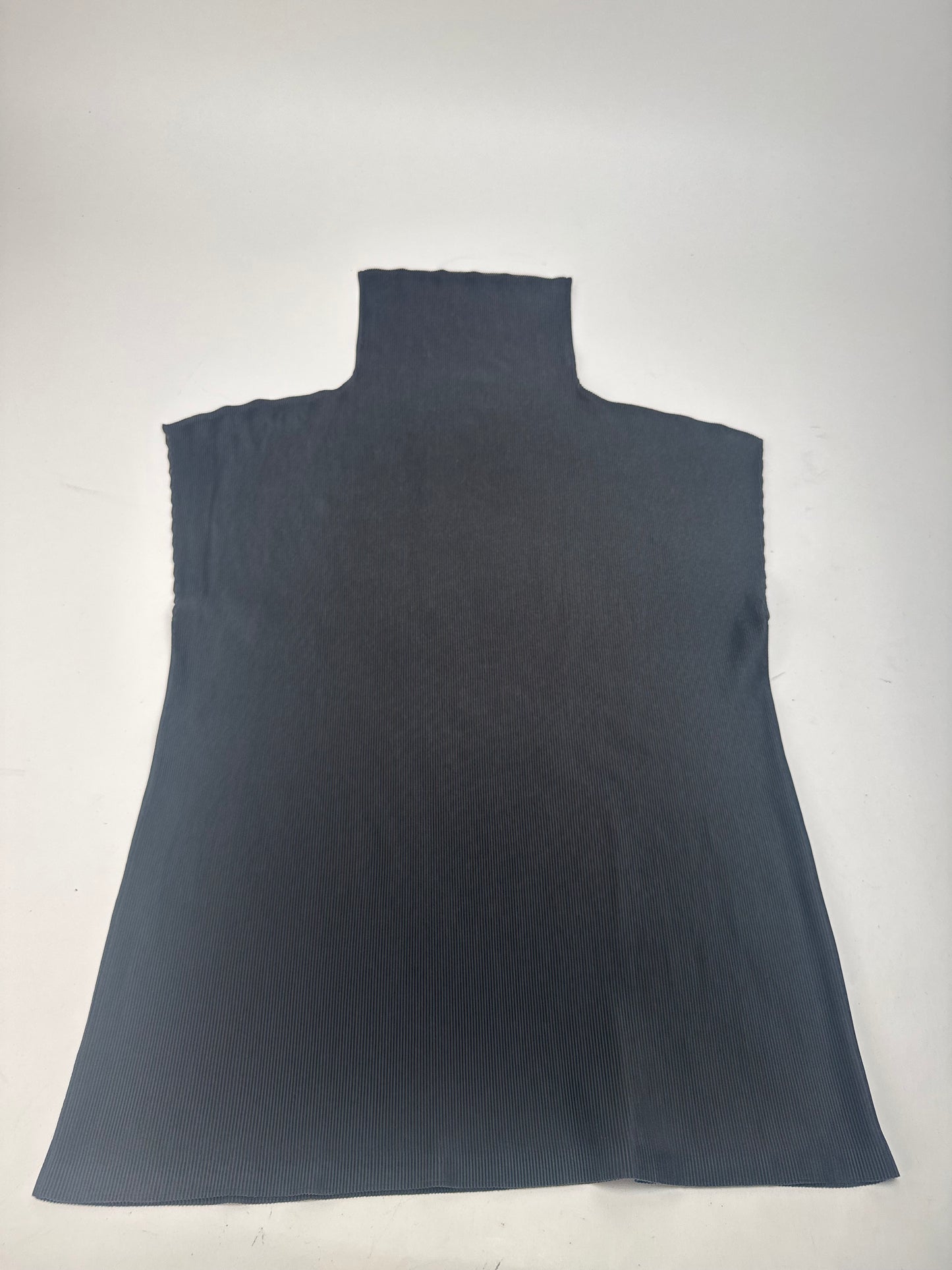 Vintage Pleats Please Plissee top Anthracite M