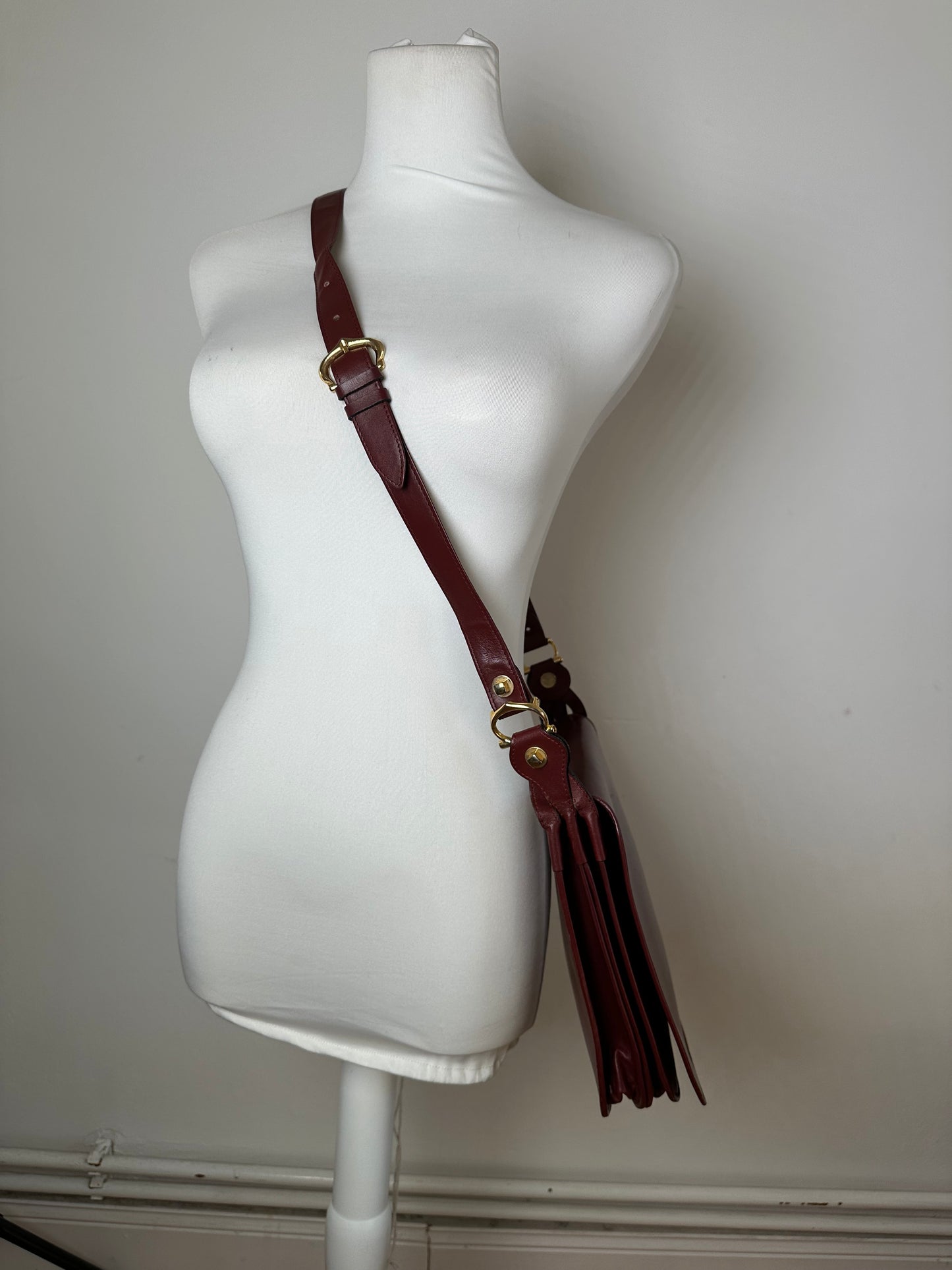 Vintage Cartier Smooth Shoulder Bag Burgundy Mini