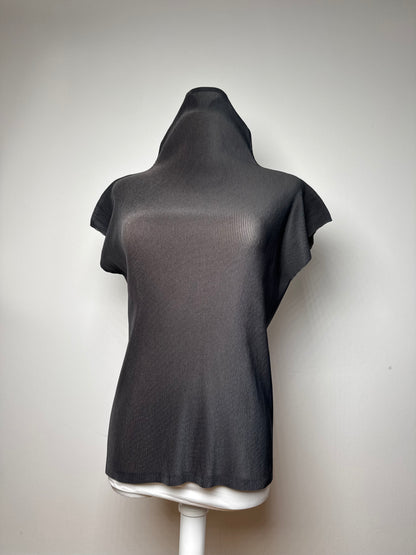 Vintage Pleats Please Plissee top Anthracite M