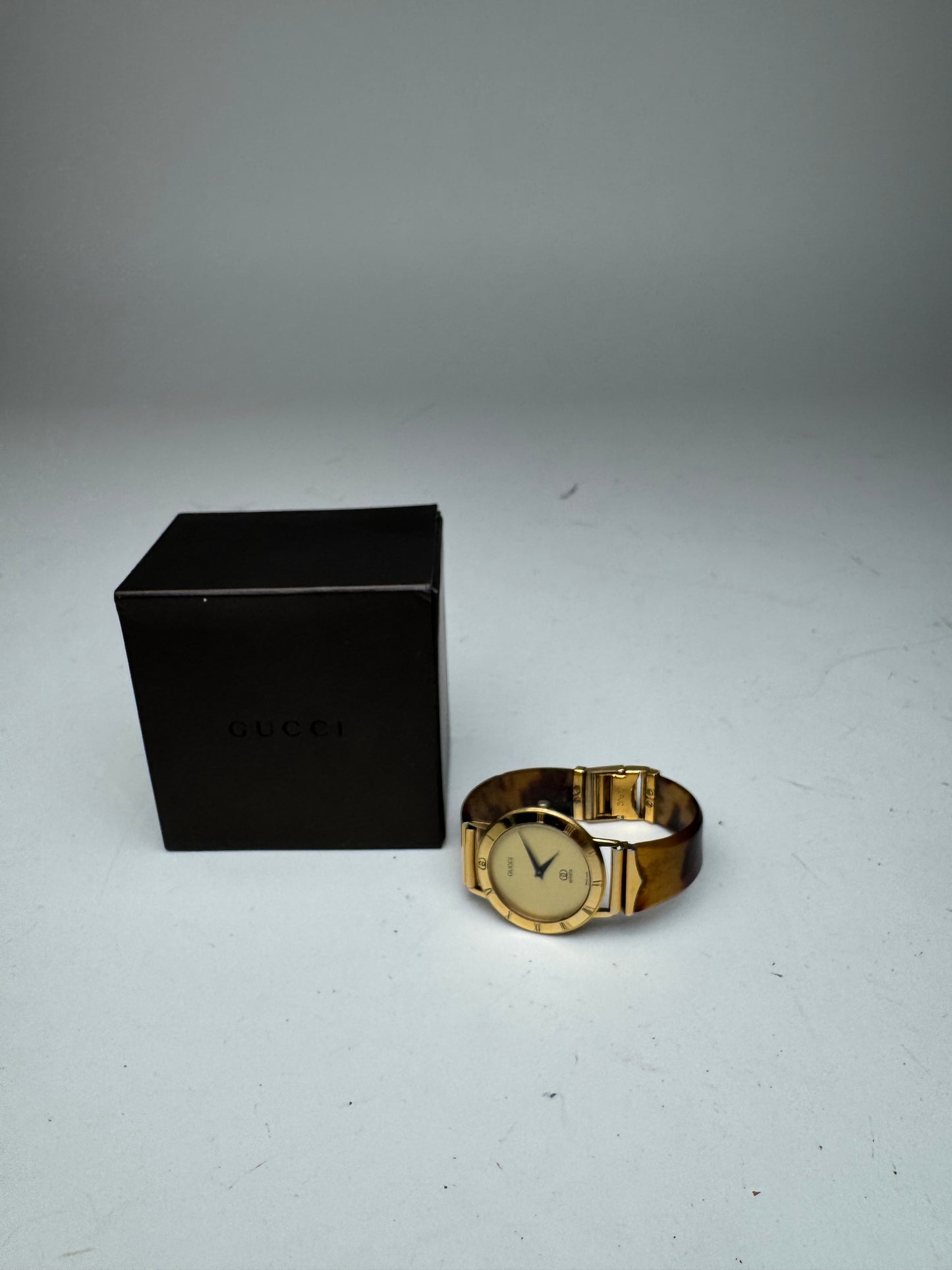 Vintage Gucci Watch gold brown