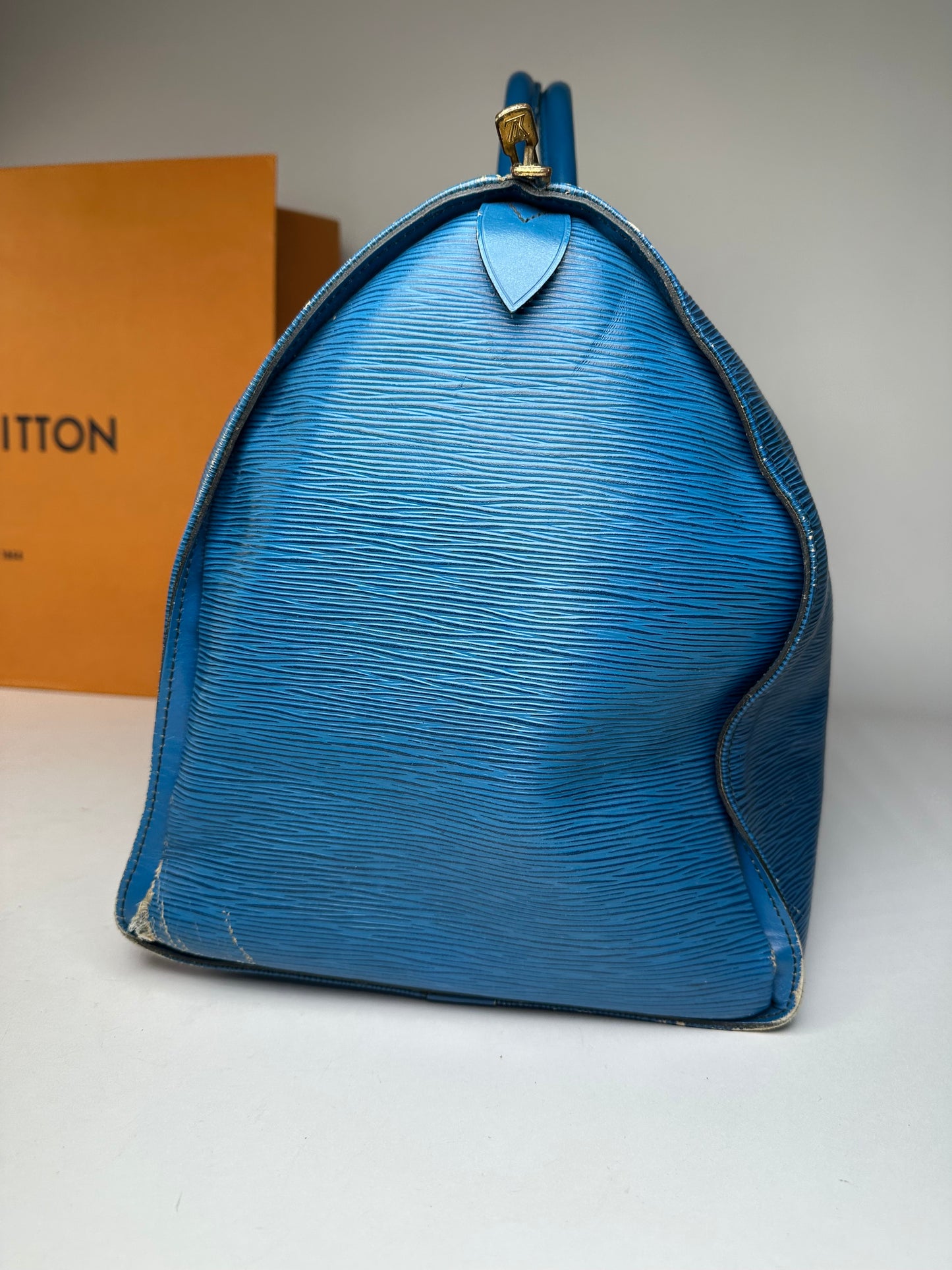 Vintage Louis Vuitton EPI Leather Keepball 45 Blue