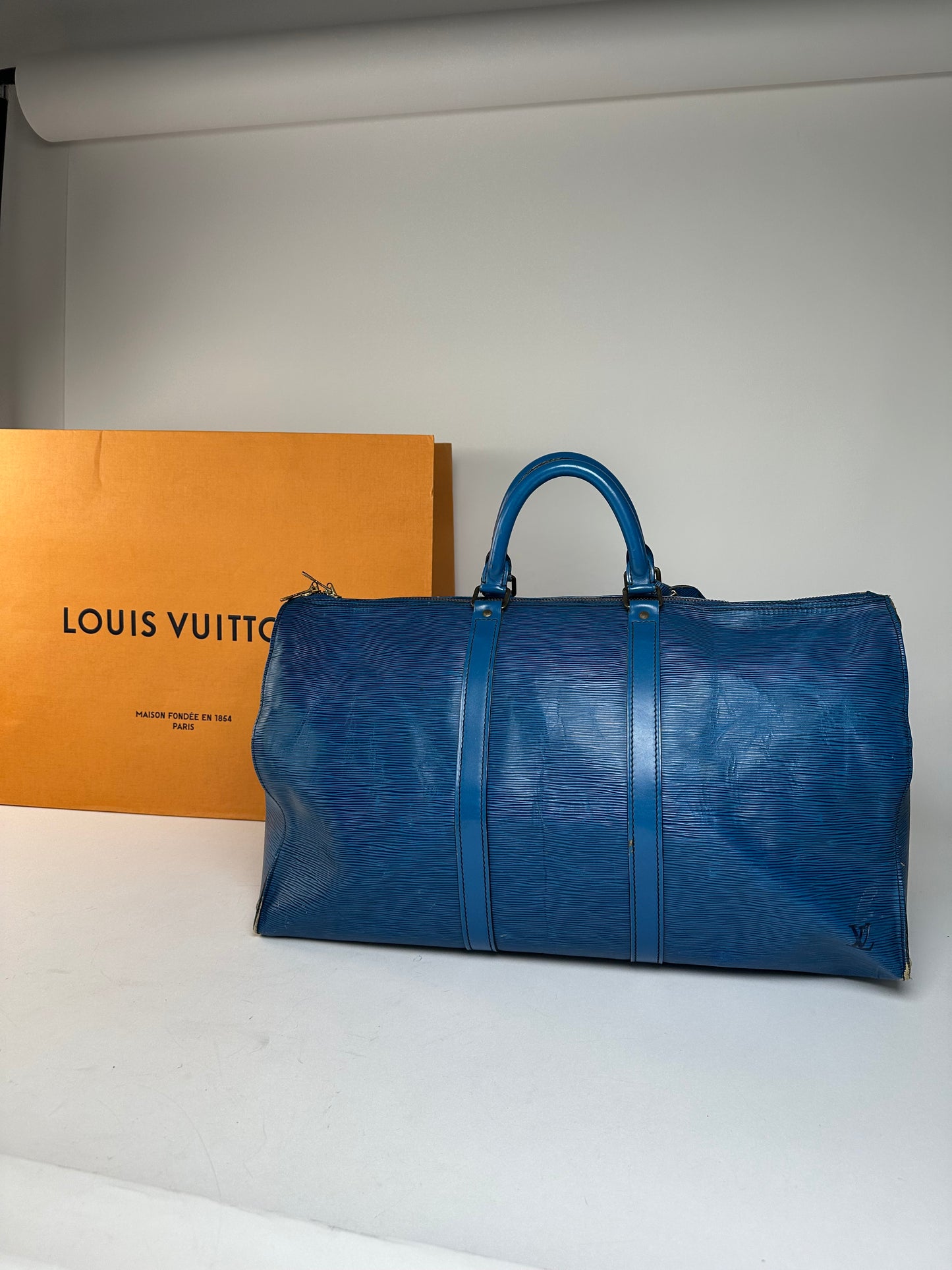 Vintage Louis Vuitton EPI Leather Keepball 45 Blue
