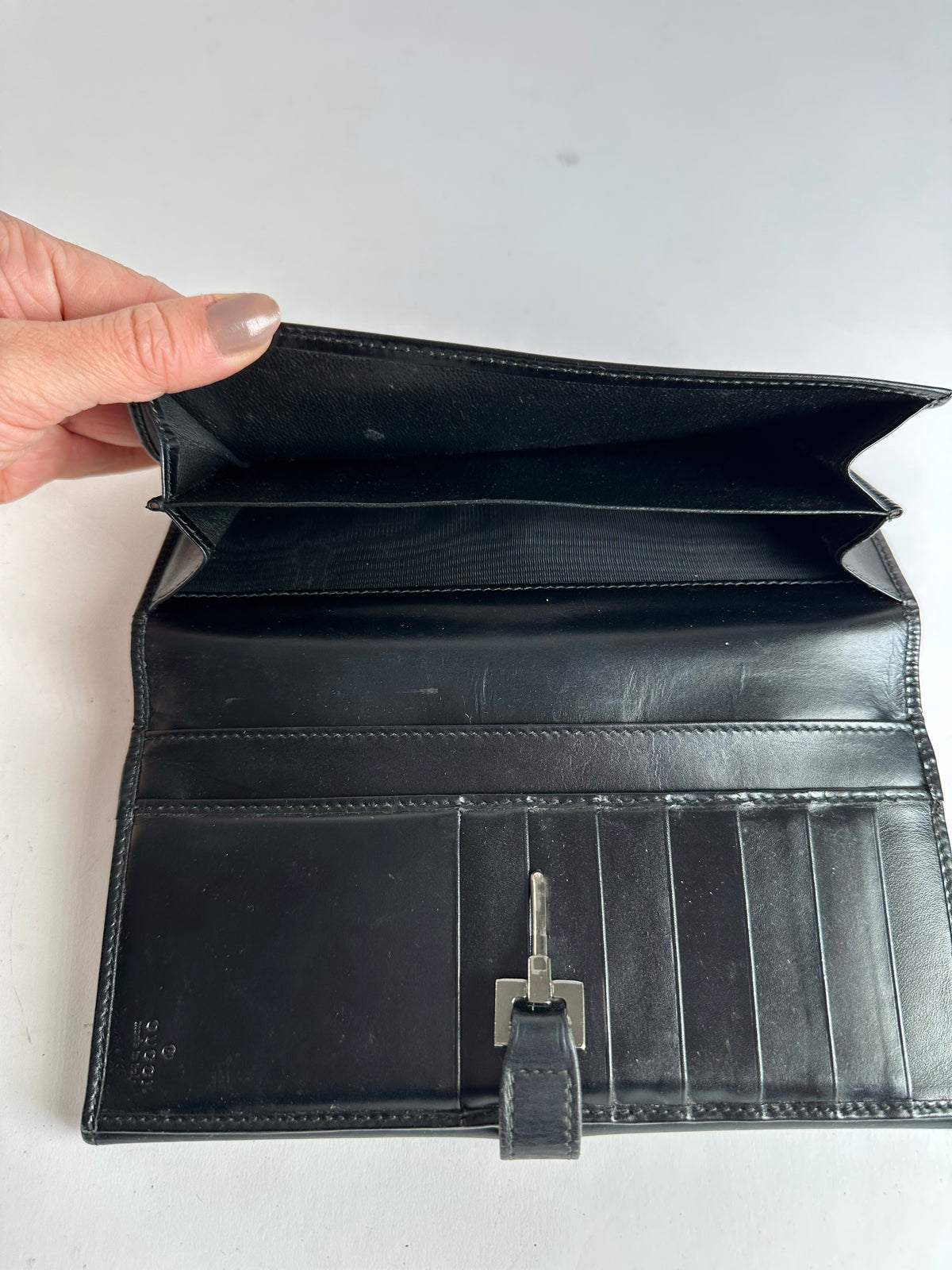 Vintage Gucci Leather Bifold Wallet Early 2000s Black Silver