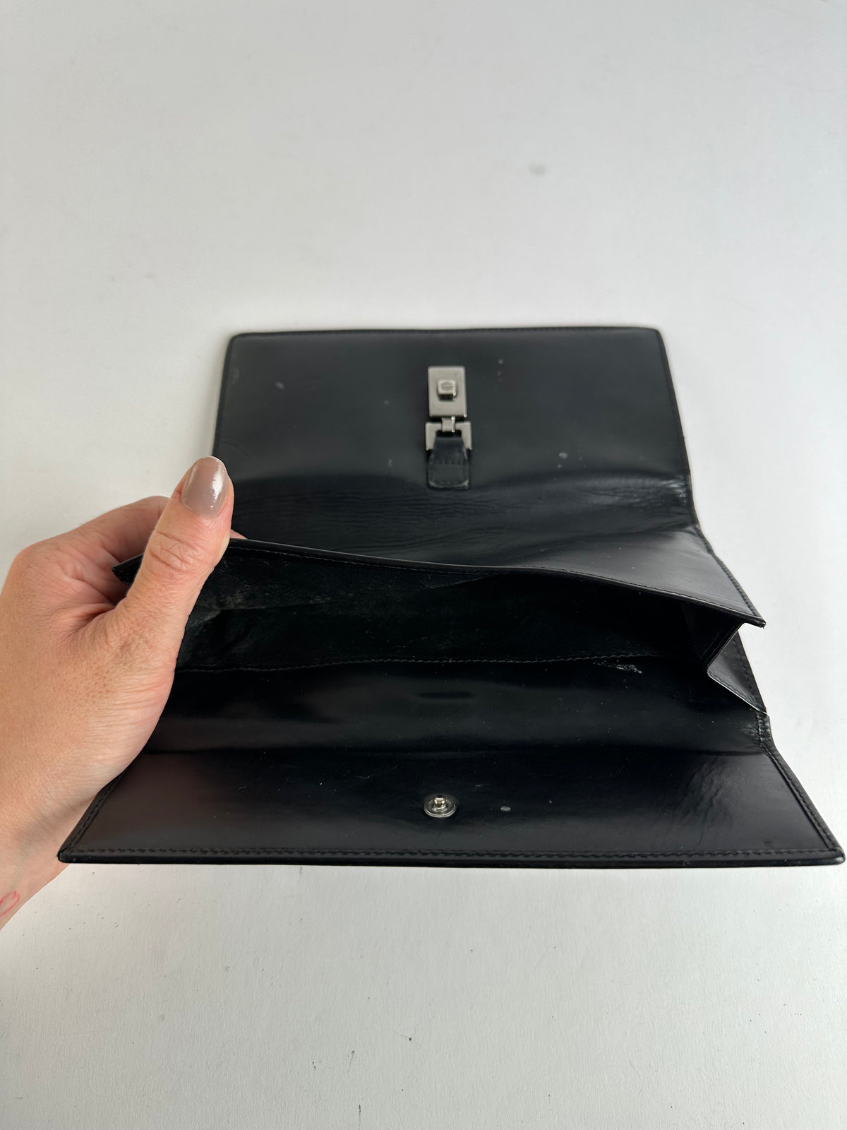 Vintage Gucci Leather Bifold Wallet Early 2000s Black Silver