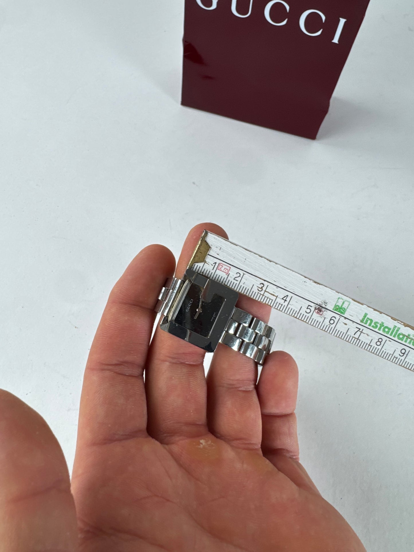 Vintage Gucci Metal Quartz Watch Silver