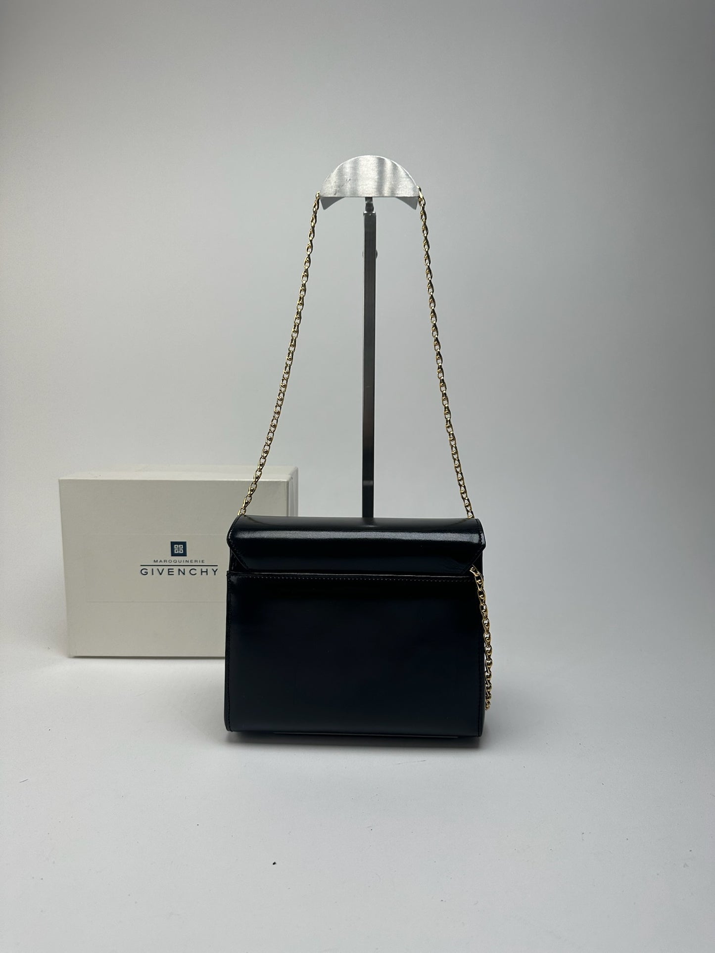 Sac vintage en cuir verni noir Givenchy