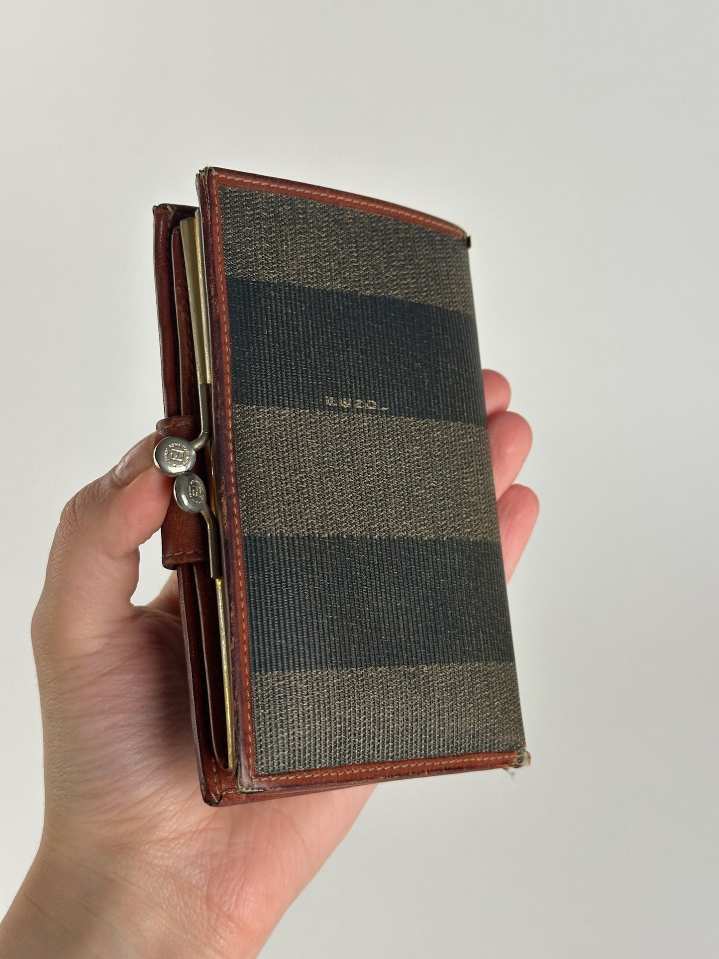 Vintage Fendi Roma Leather Wallet Brown orange striped