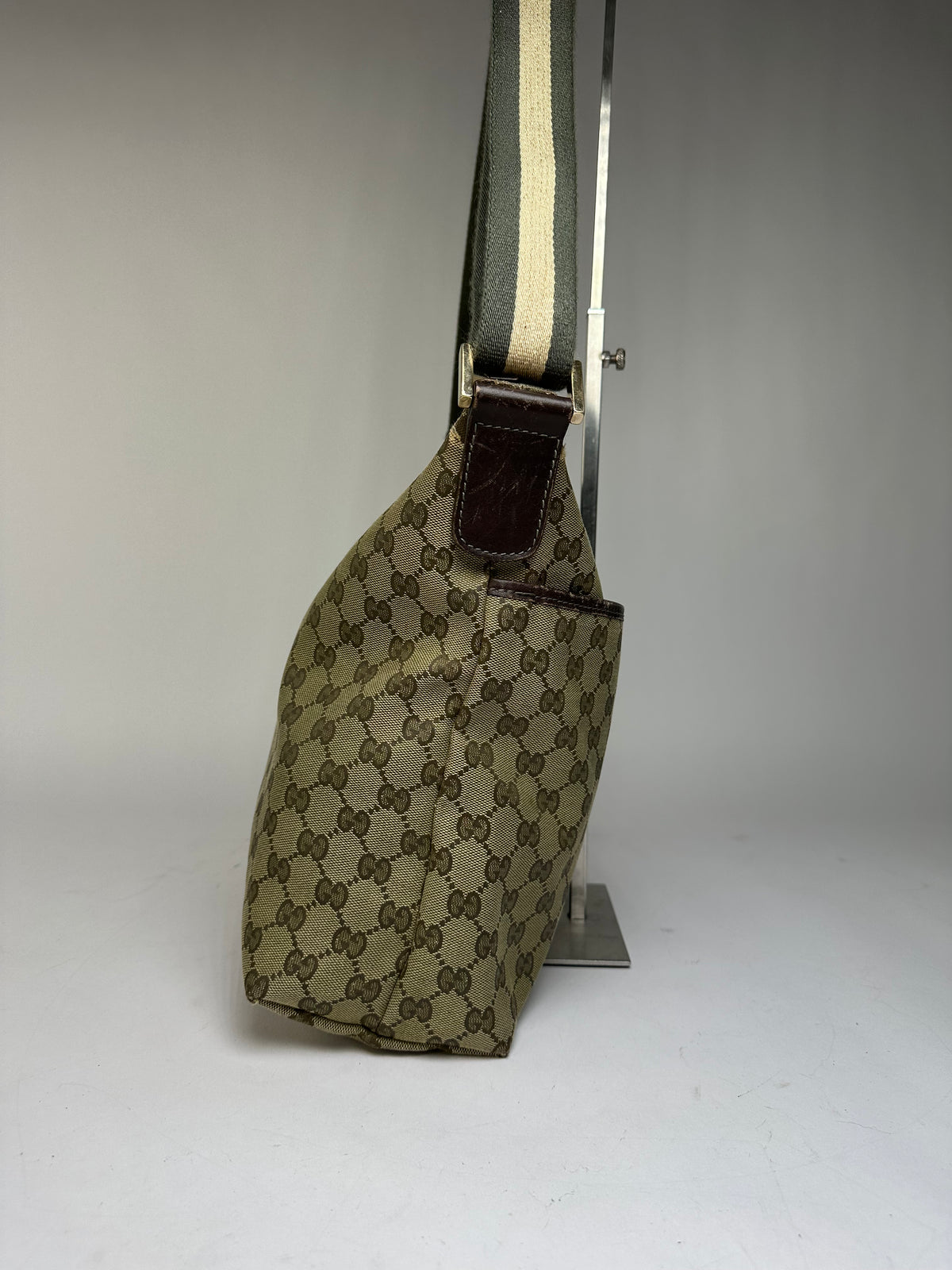 Vintage Gucci GG Supreme Hobo Bag Early 2000s Olive Brown