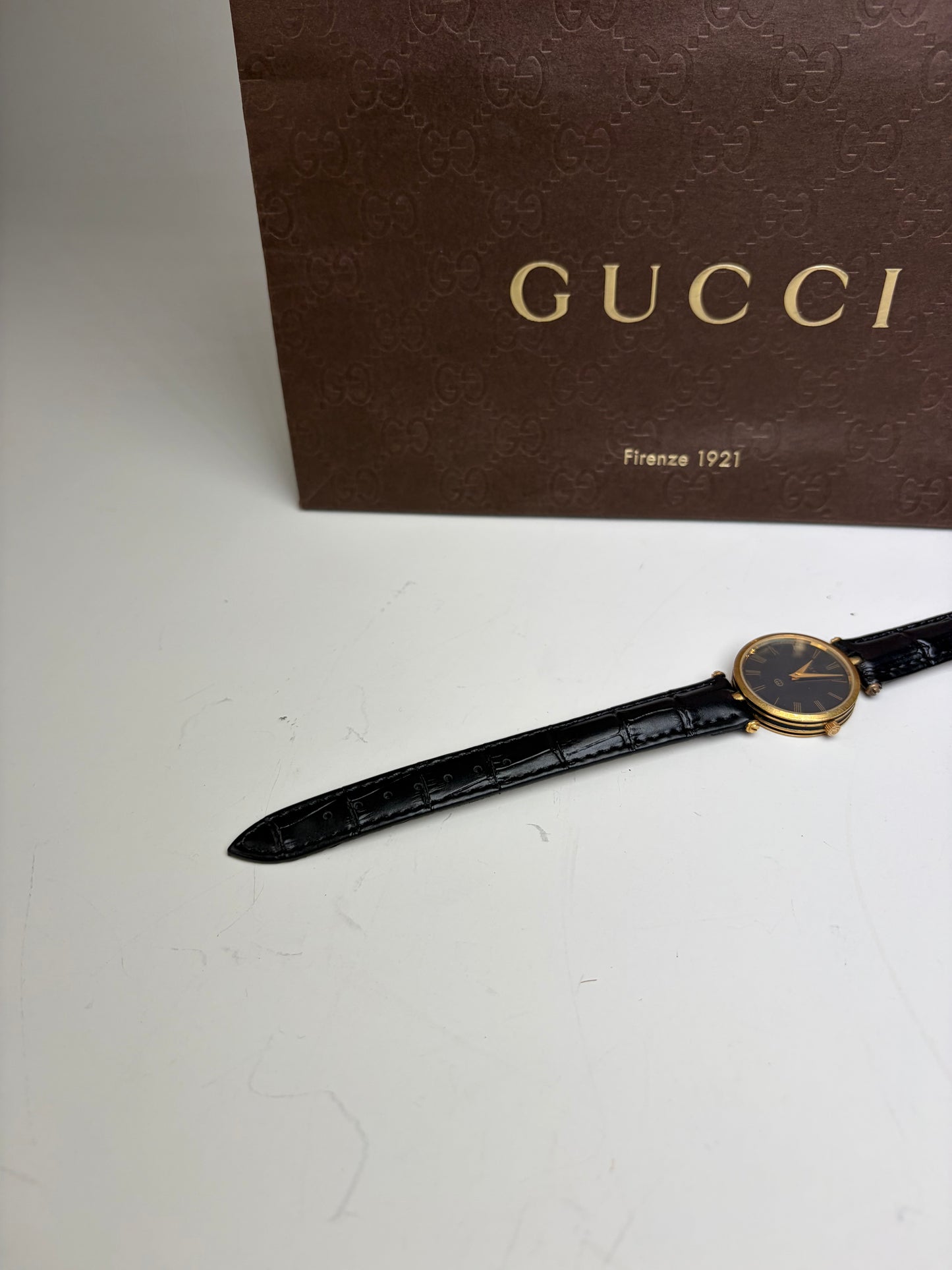 Vintage Gucci Stainless Steel Leather Strap Watch Black Gold