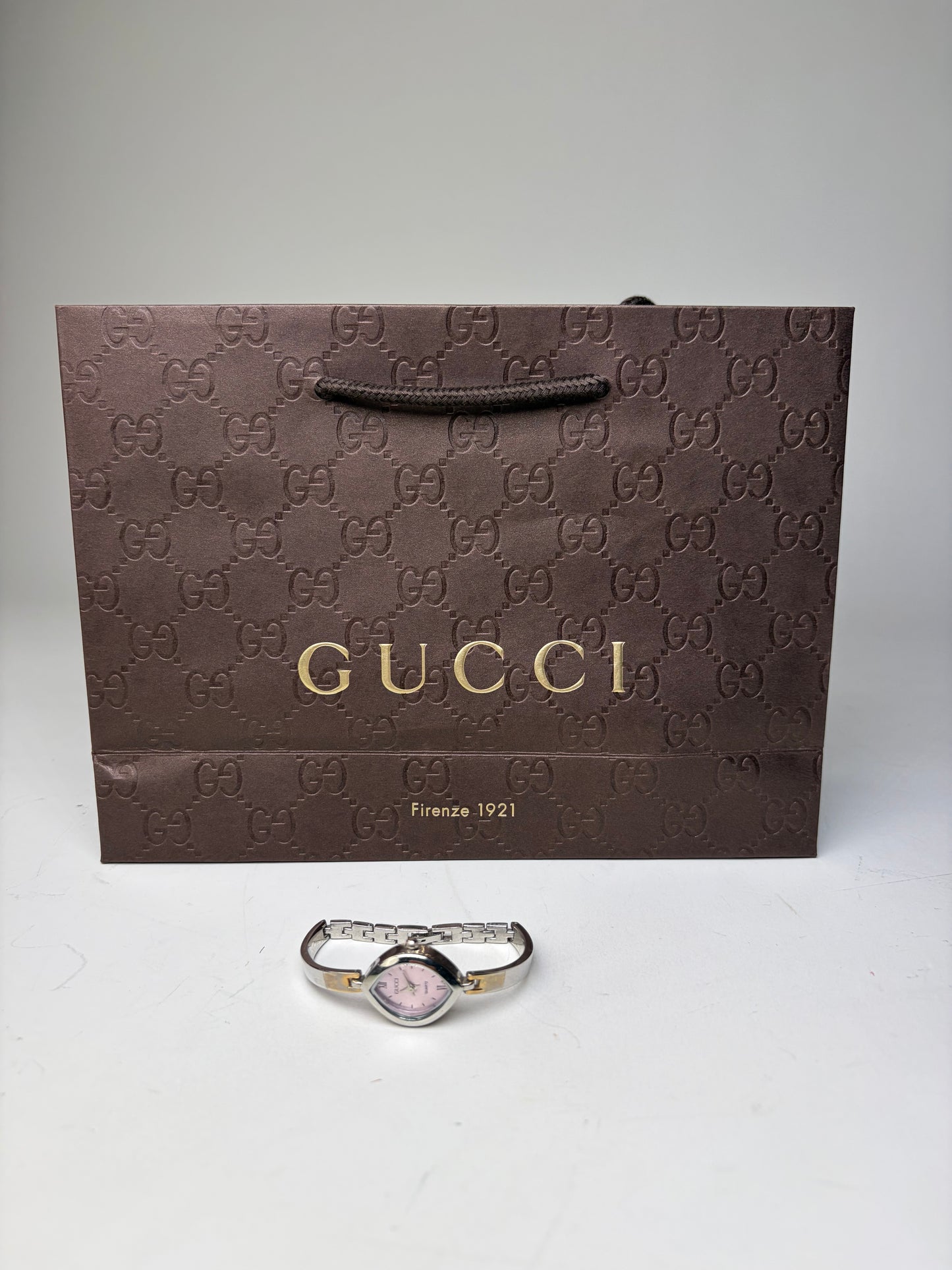 Vintage Gucci Stainless Steel Bracelet Watch Pink Dial Silver