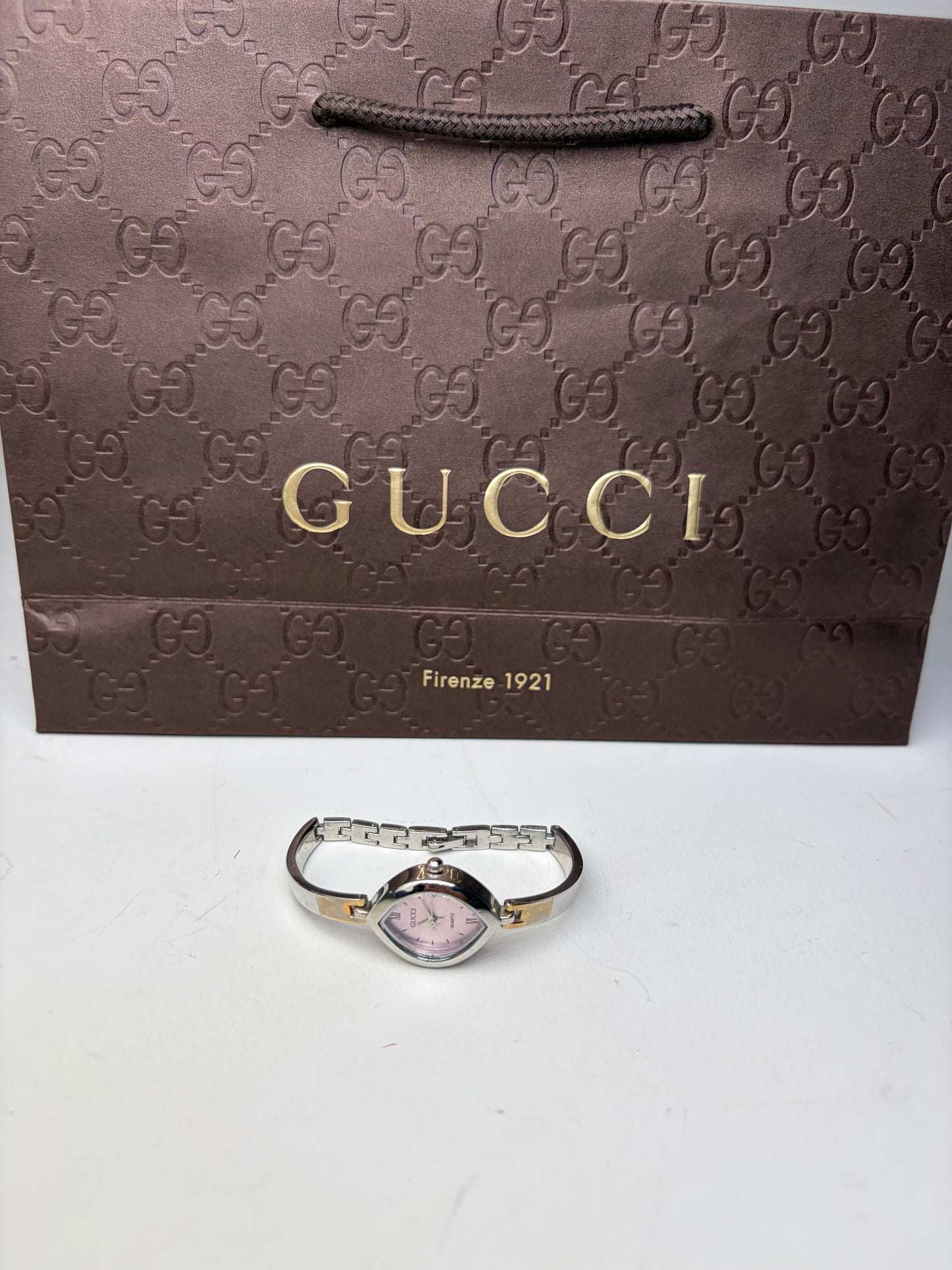 Vintage Gucci Stainless Steel Bracelet Watch Pink Dial Silver