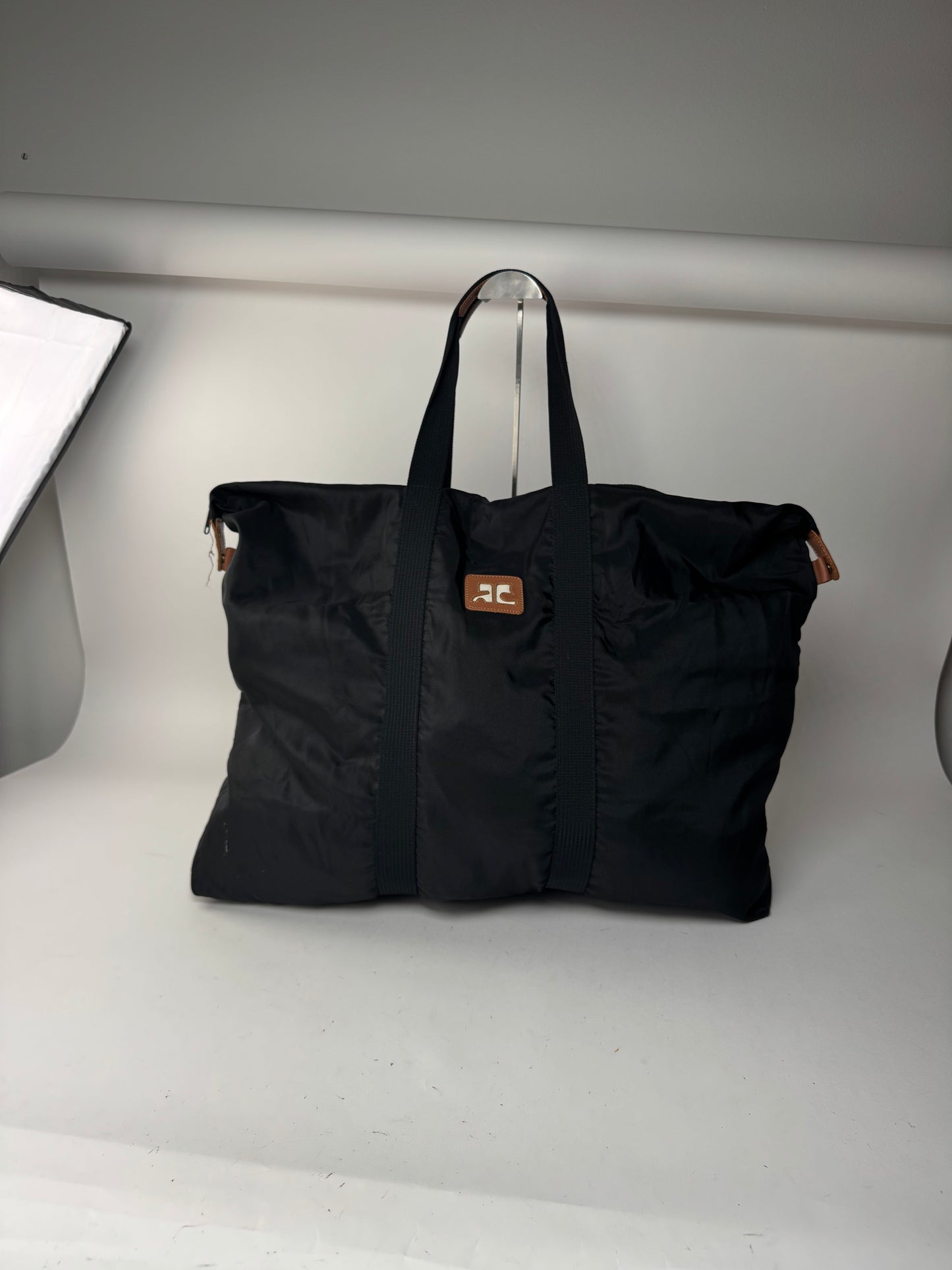 Sac de voyage vintage Courreges noir
