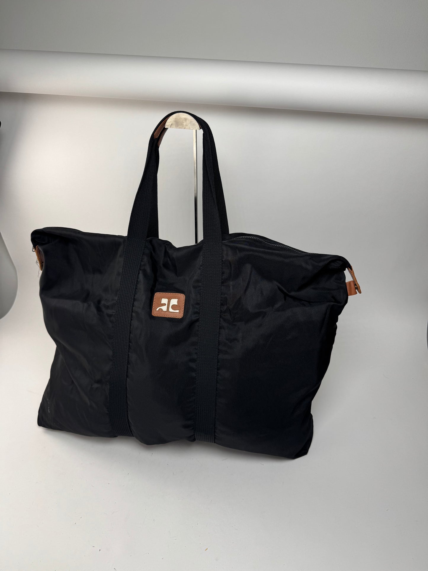 Sac de voyage vintage Courreges noir