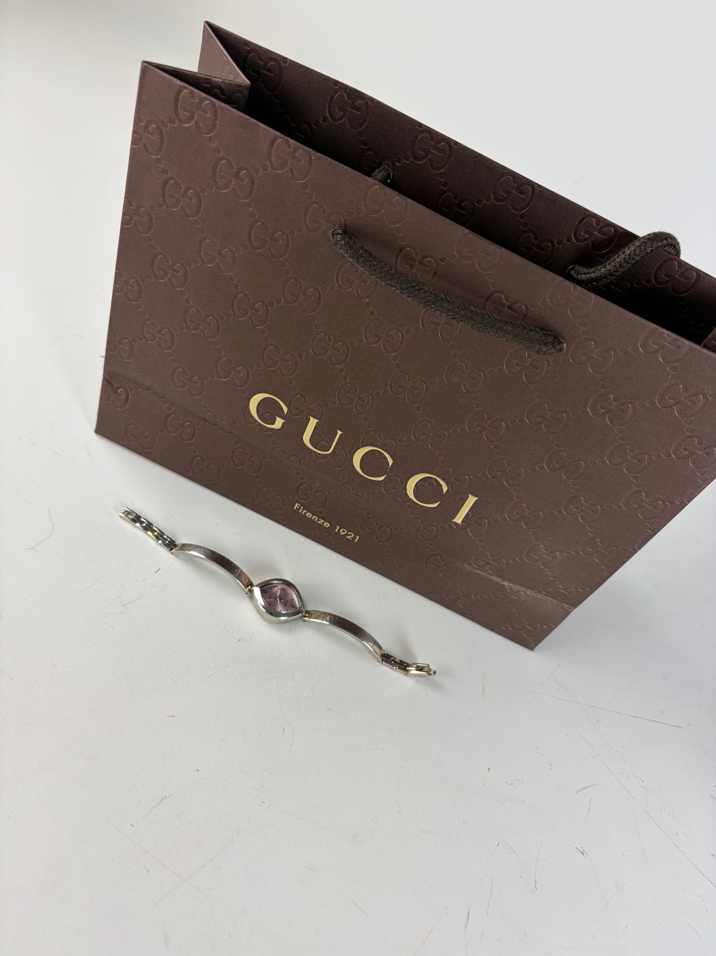 Vintage Gucci Stainless Steel Bracelet Watch Pink Dial Silver