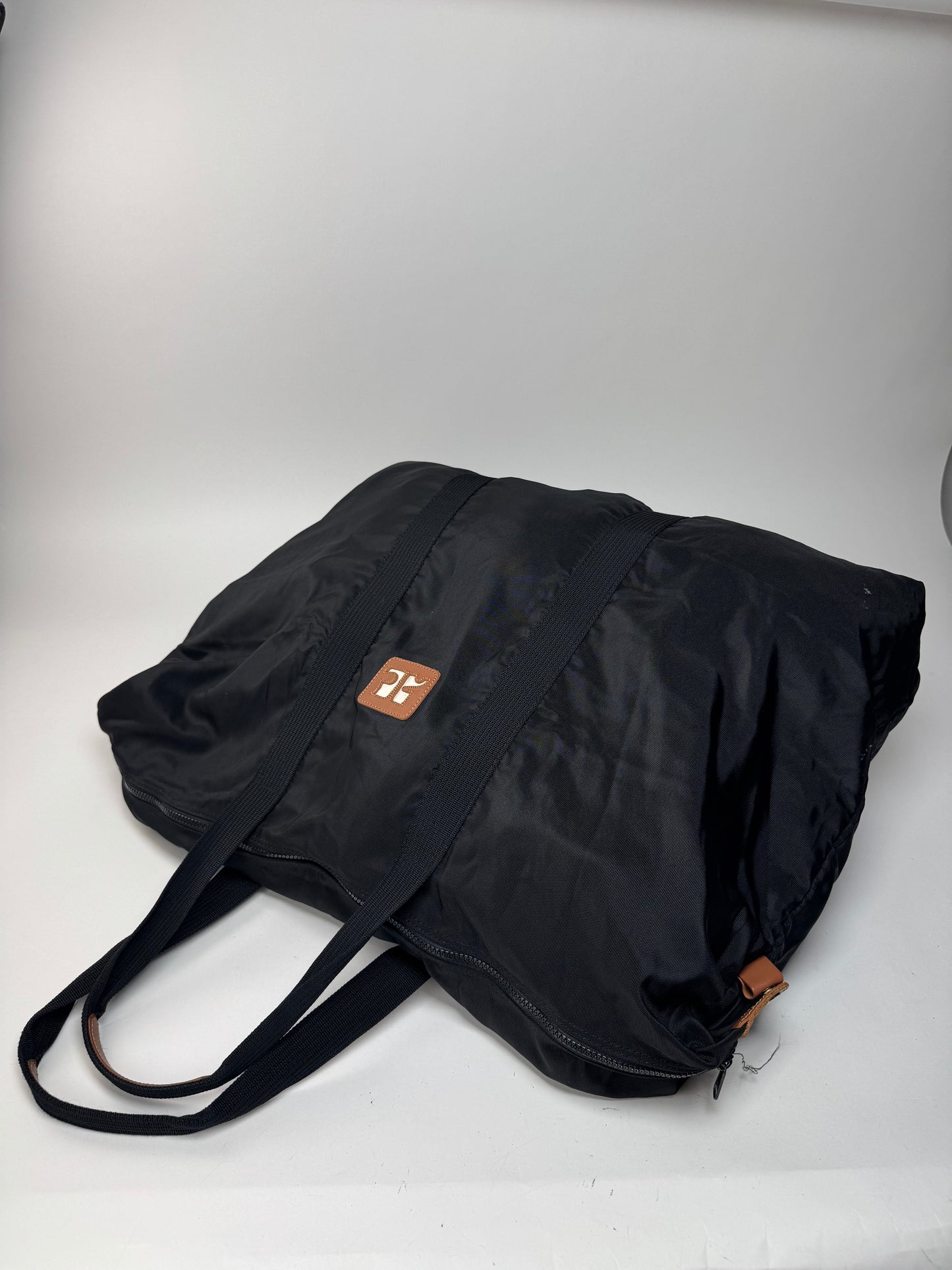 Sac de voyage vintage Courreges noir