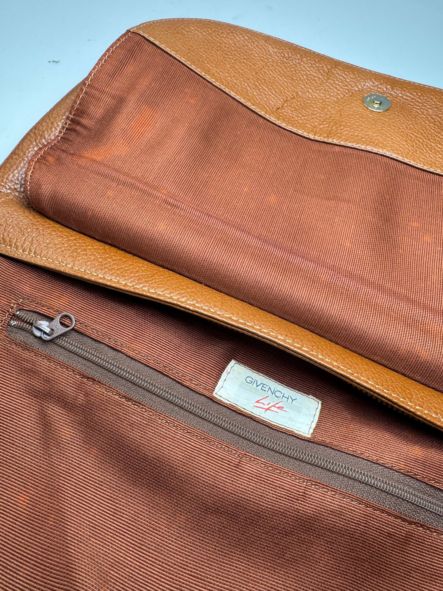 Pochette vintage en cuir marron Givenchy