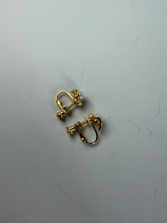 Vintage Courreges Pearl Accent Clip-On Earrings Gold