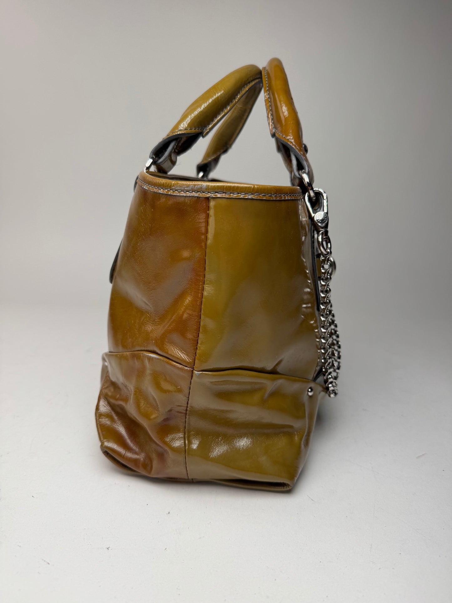 Sac vintage en cuir verni Céline Paris kaki