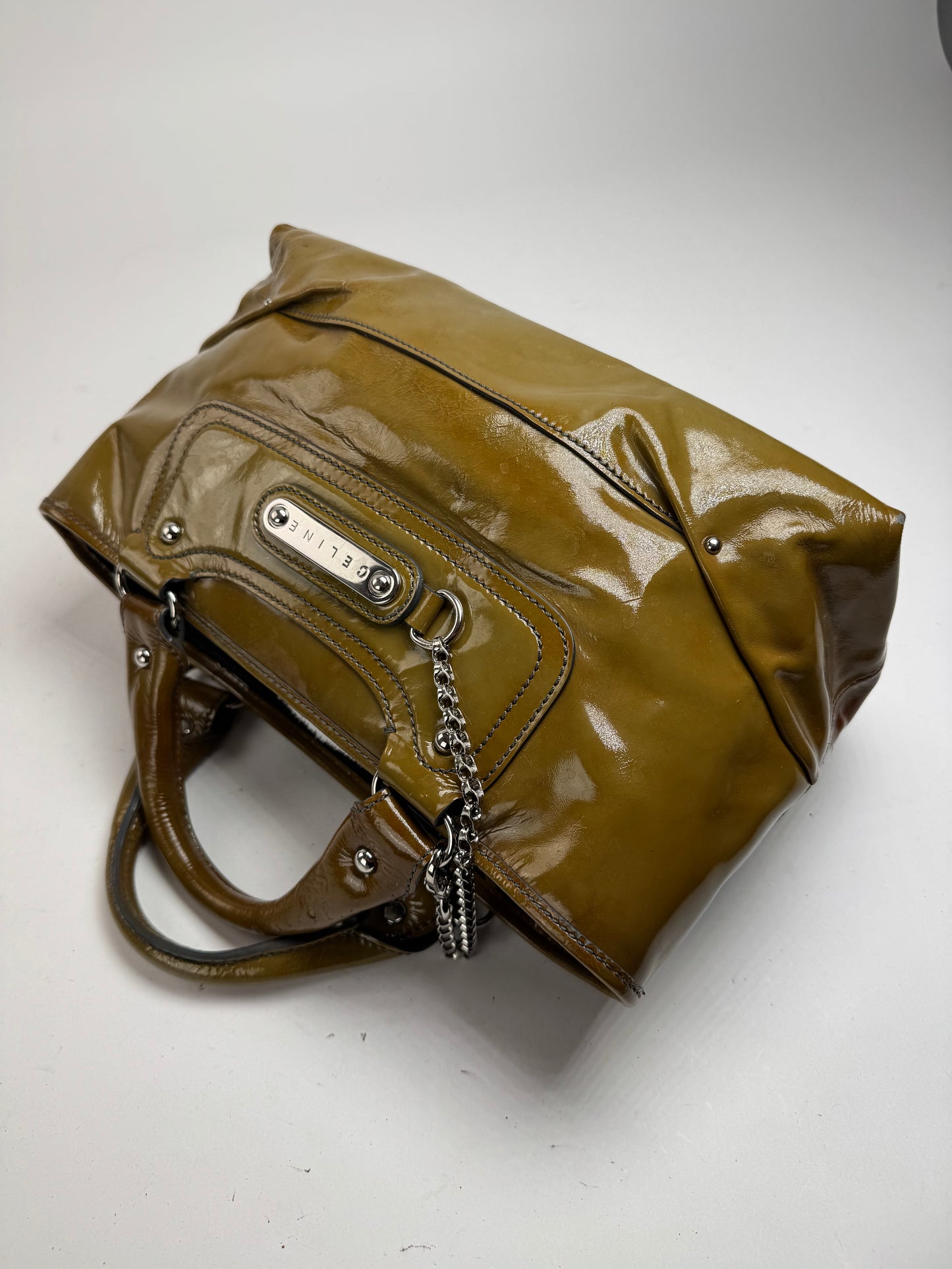 Sac vintage en cuir verni Céline Paris kaki