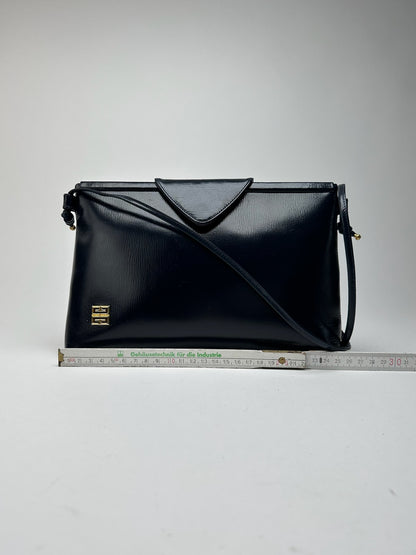 Sac vintage en cuir verni noir Givenchy