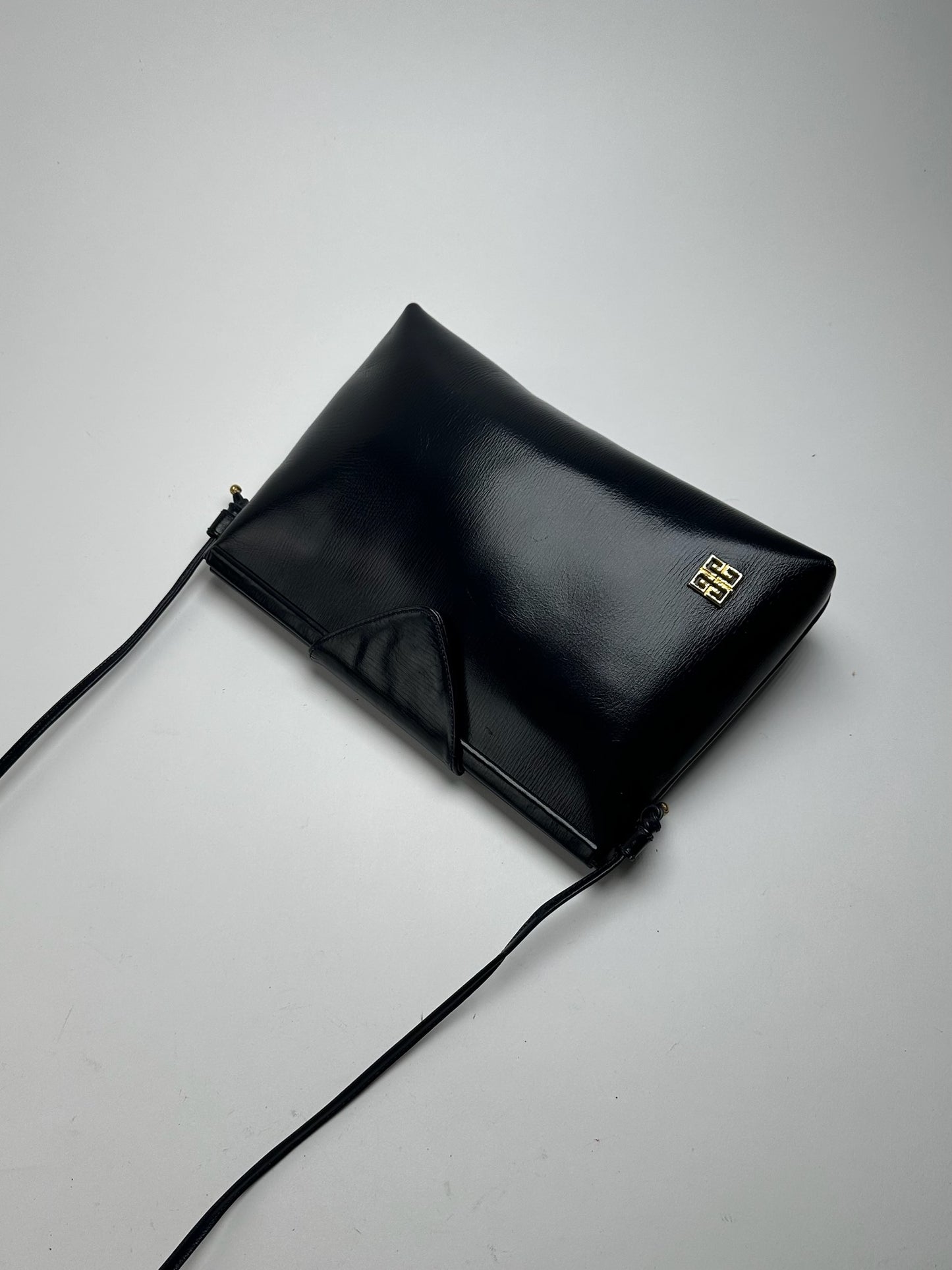 Sac vintage en cuir verni noir Givenchy