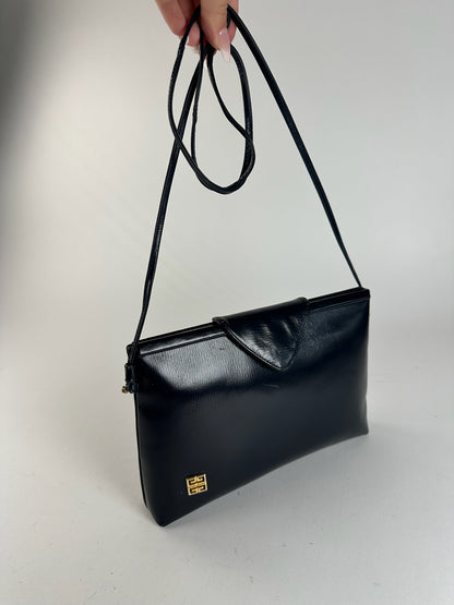 Sac vintage en cuir verni noir Givenchy