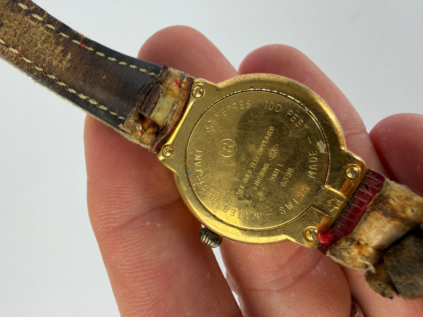 Vintage Courreges Quartz Watch Gold Red Crocodile-Effect Strap