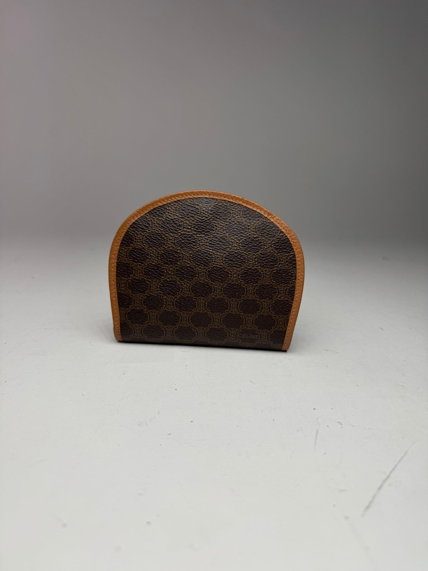 Portefeuille vintage en cuir Monogram Celine Paris Marron