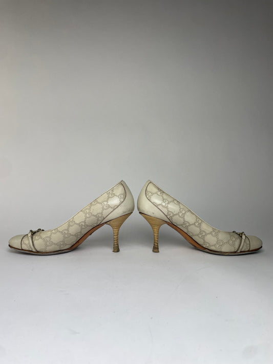 Vintage Gucci GG Monogram Canvas Chain Pumps Early 2000s Cream EU36