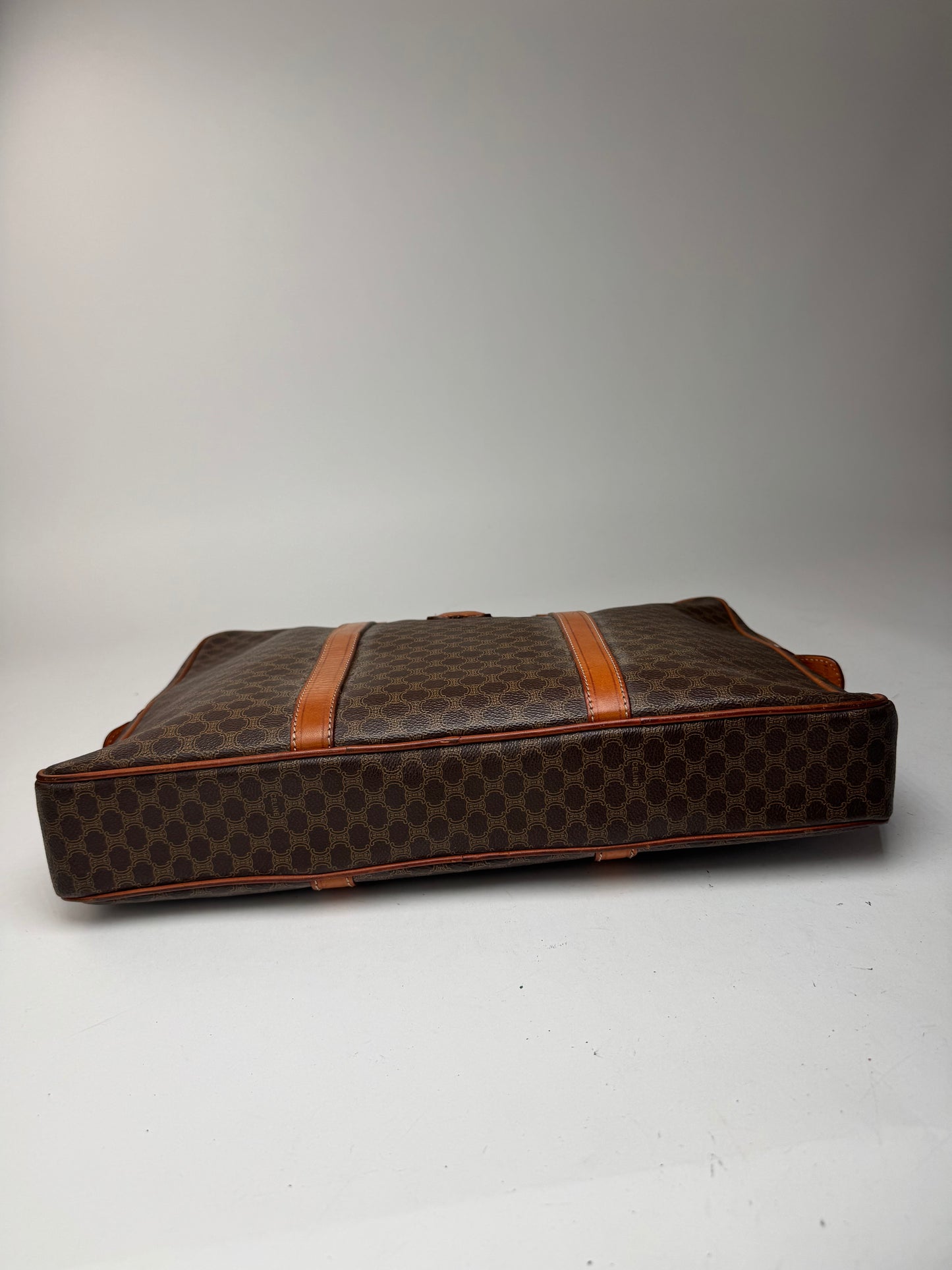 Sac vintage en cuir monogramme Triomphe de Céline Paris marron