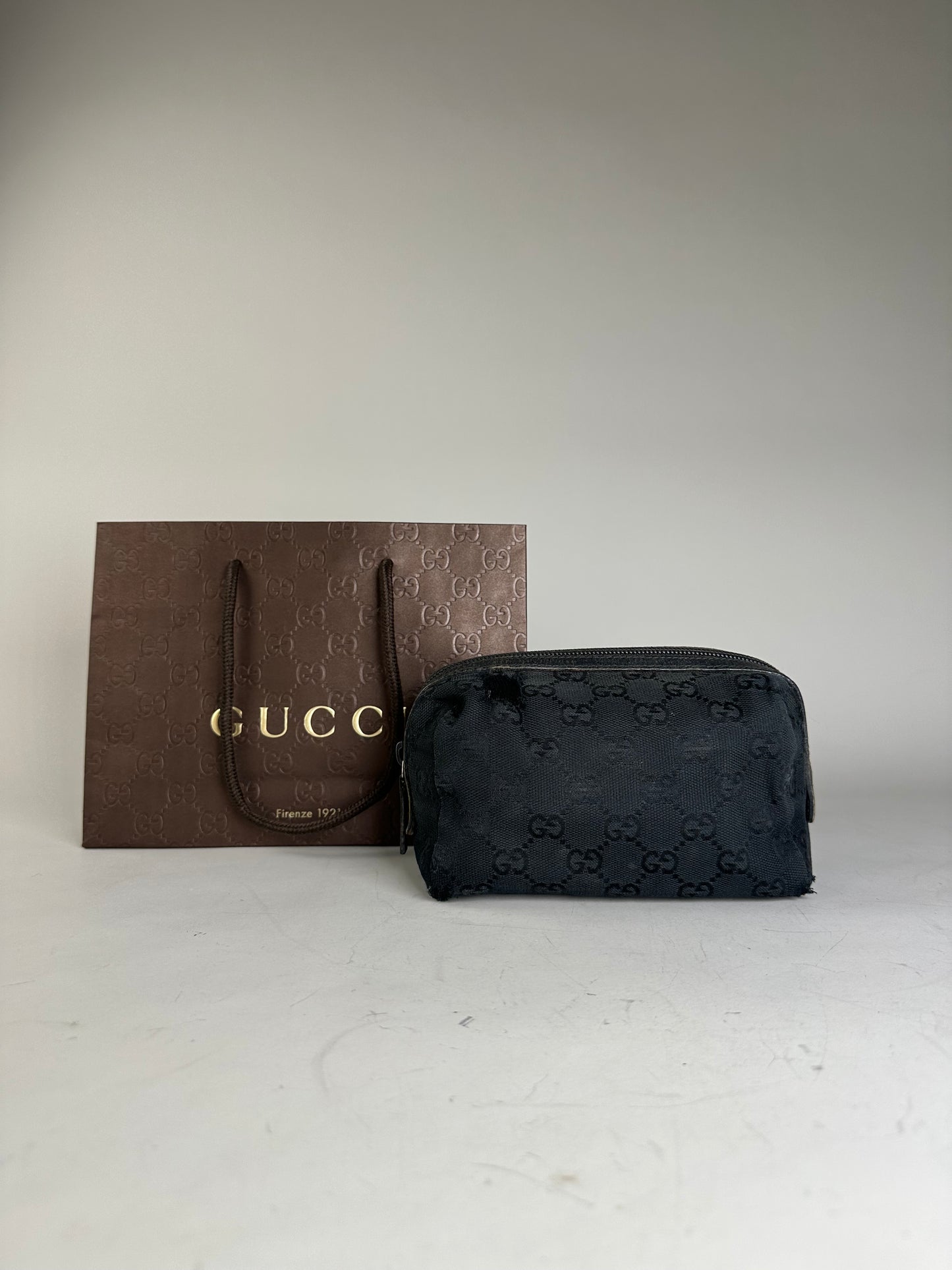 Vintage Gucci GG Supreme Cosmetic Case Black Silver