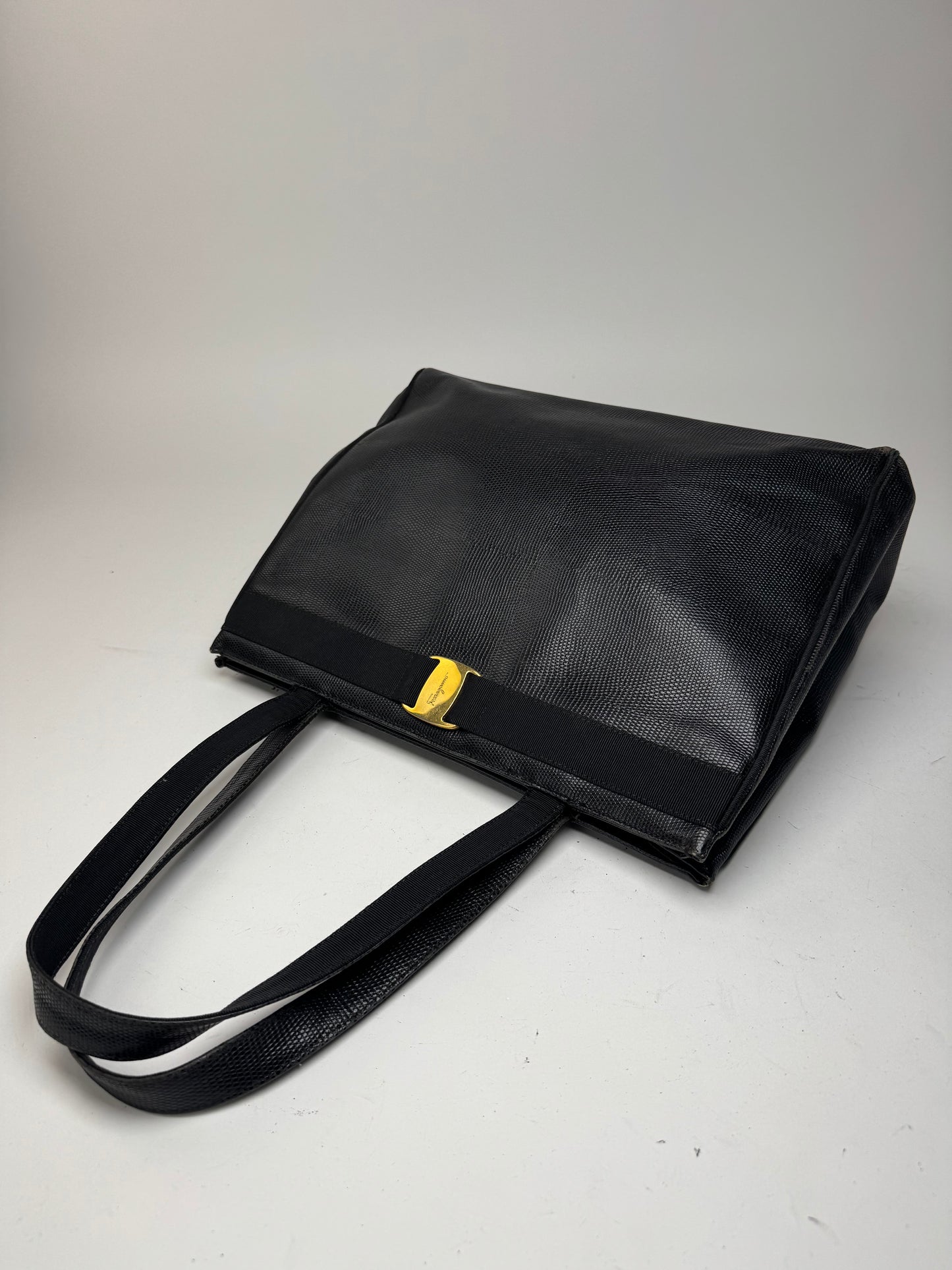 Sac vintage en cuir noir Salvatore Ferragamo