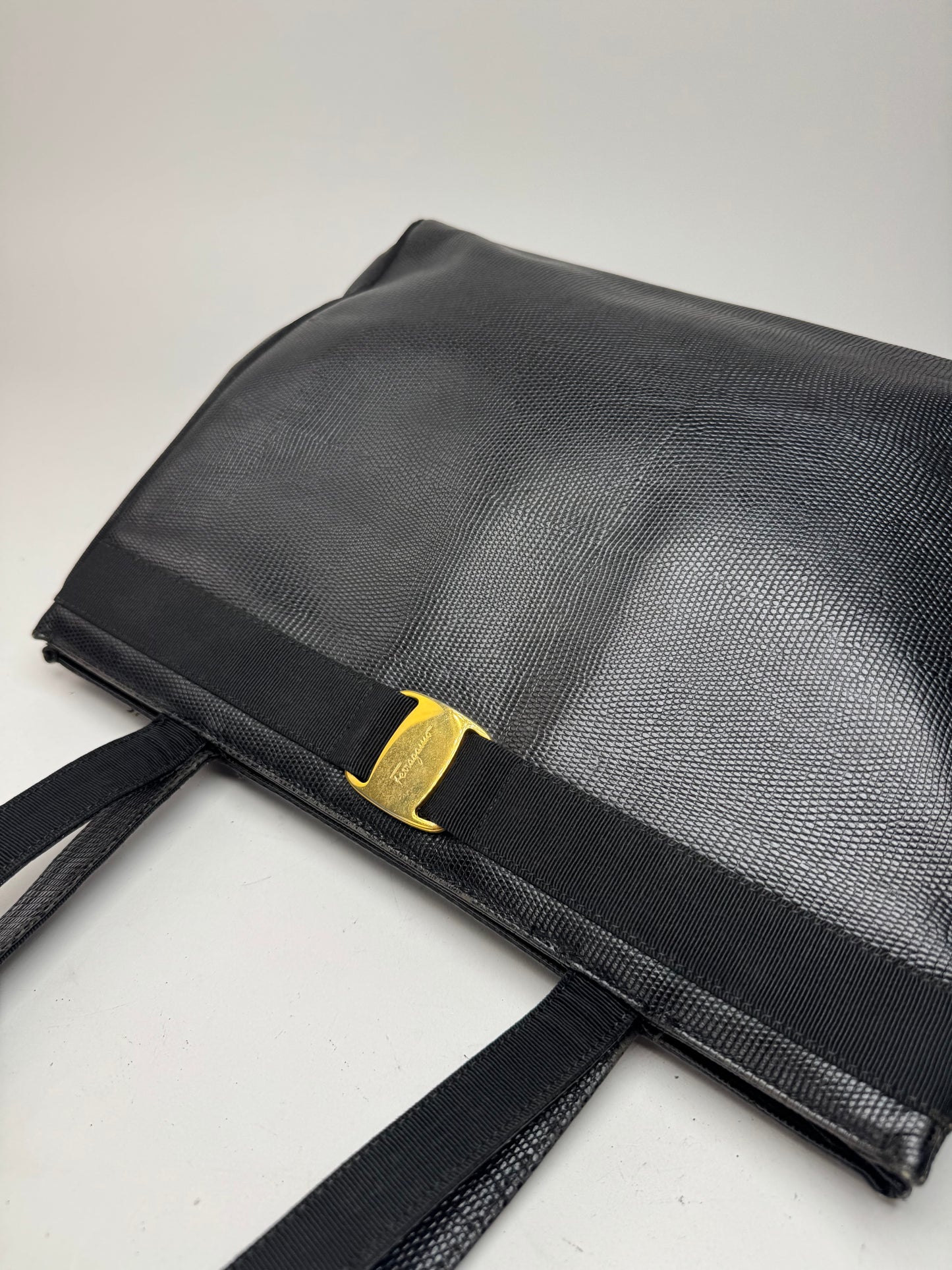 Sac vintage en cuir noir Salvatore Ferragamo