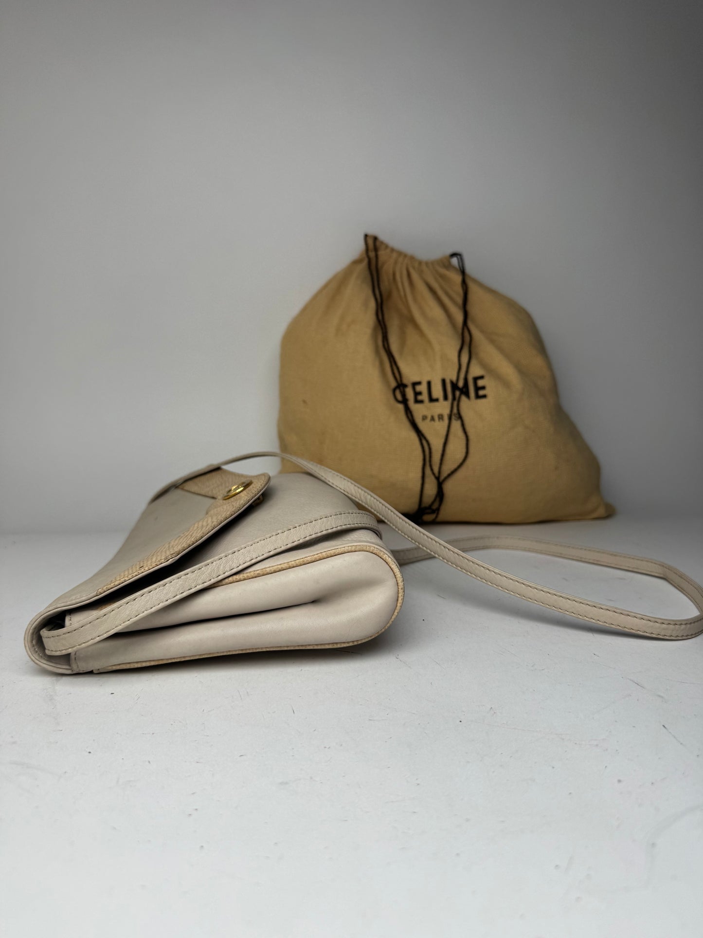 Vintage Celine Paris Leather crossbody Bag white / Ecru