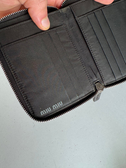 Vintage Miu Miu Zippy Leather Wallet Orange black