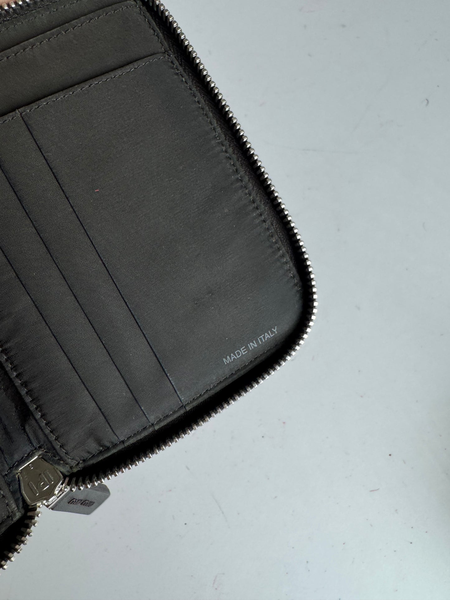 Vintage Miu Miu Zippy Leather Wallet Orange black