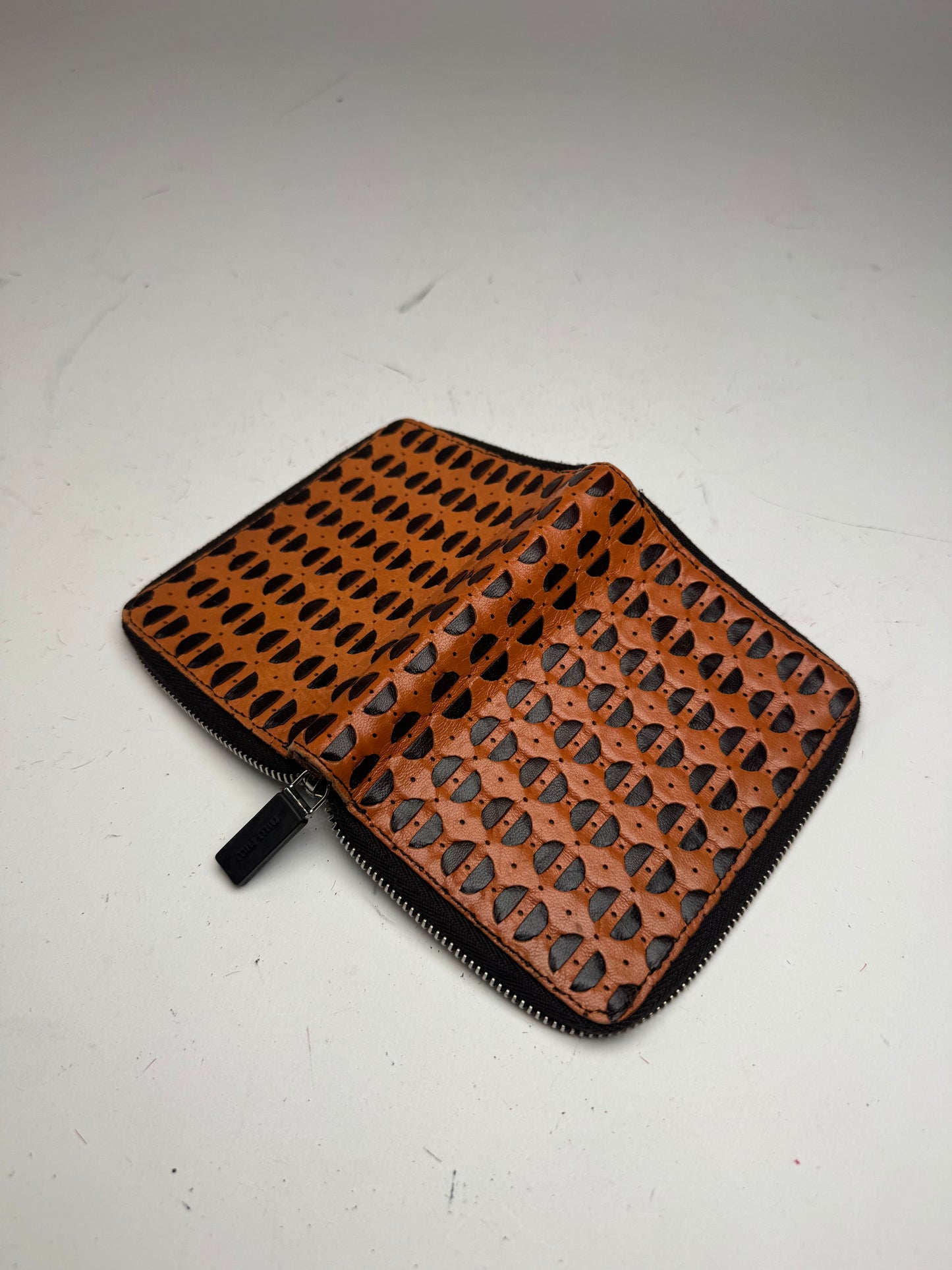 Vintage Miu Miu Zippy Leather Wallet Orange black
