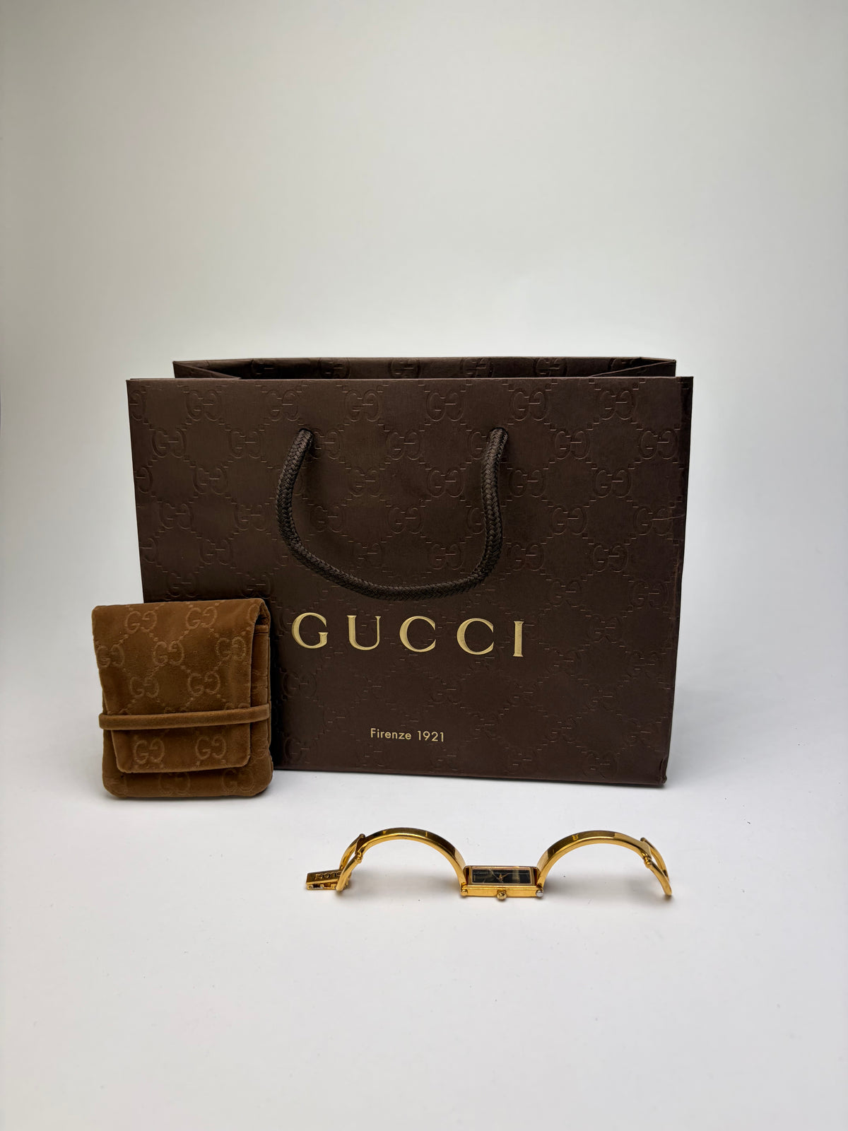 Vintage Gucci Bracelet Watch Gold-Tone Black Dial