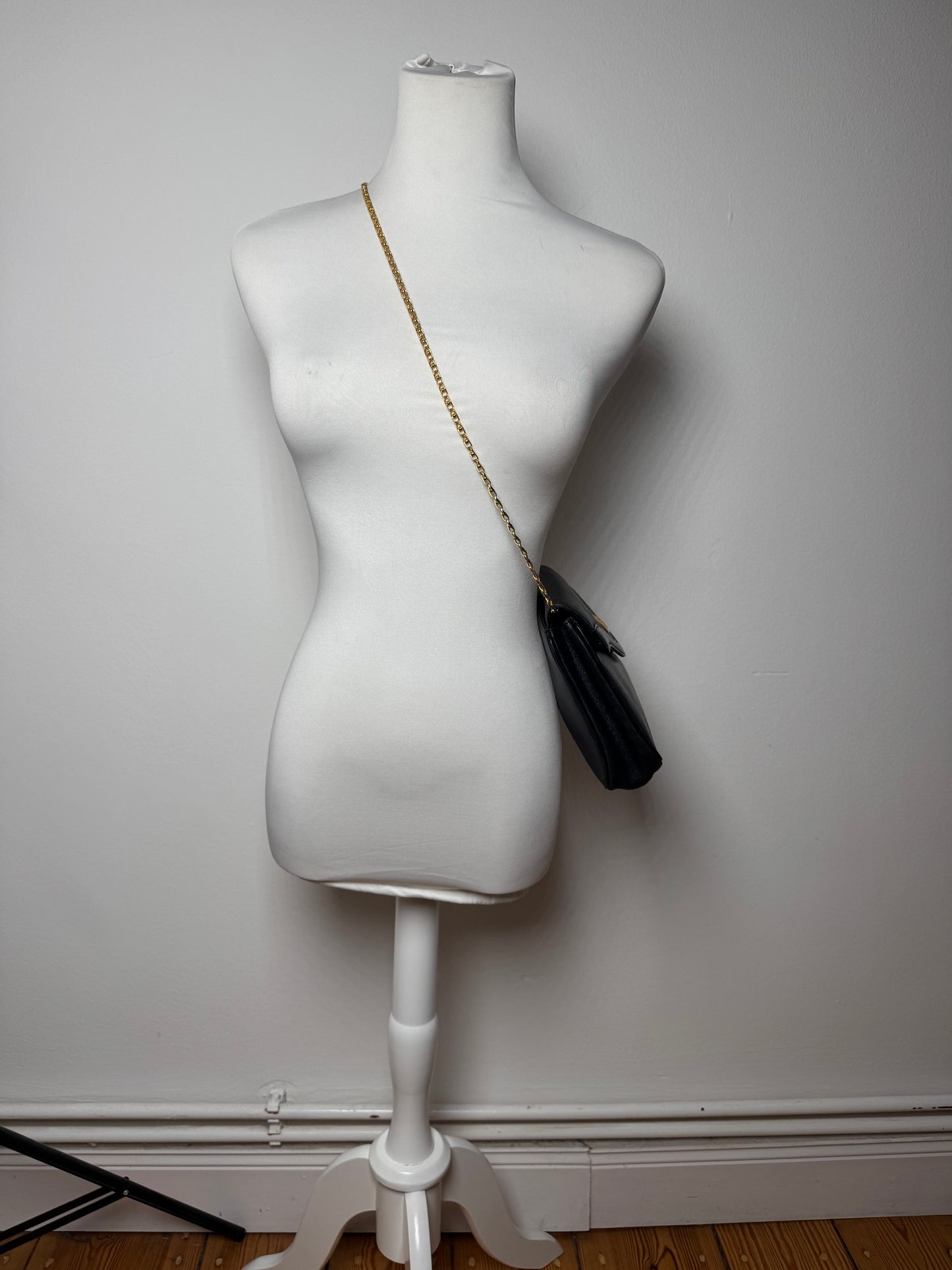 Vintage Givenchy 4G leather Bag black