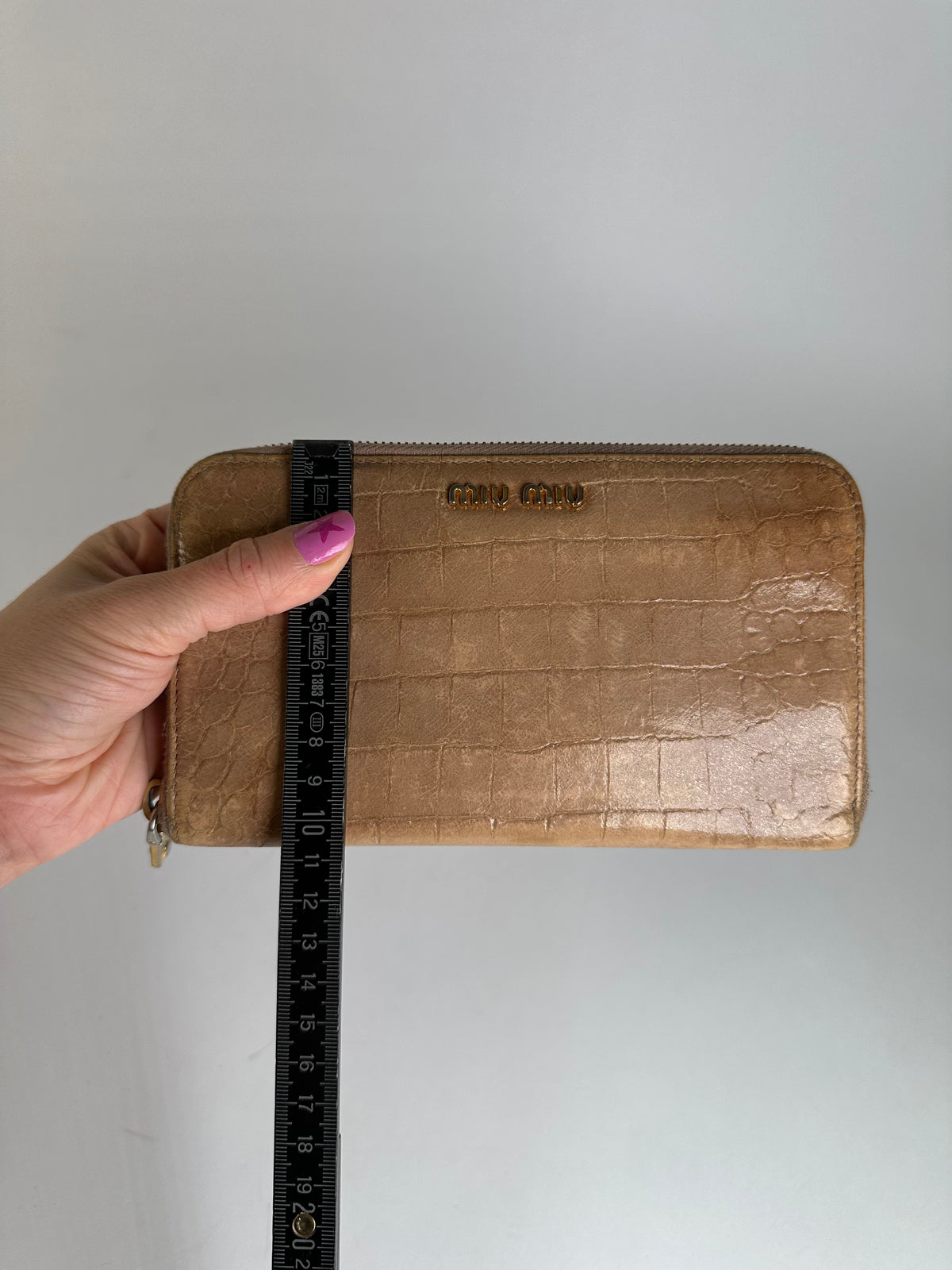 Vintage Miu Miu Crocodile-Effect Leather Zipper Wallet c. Late 2000s Tan