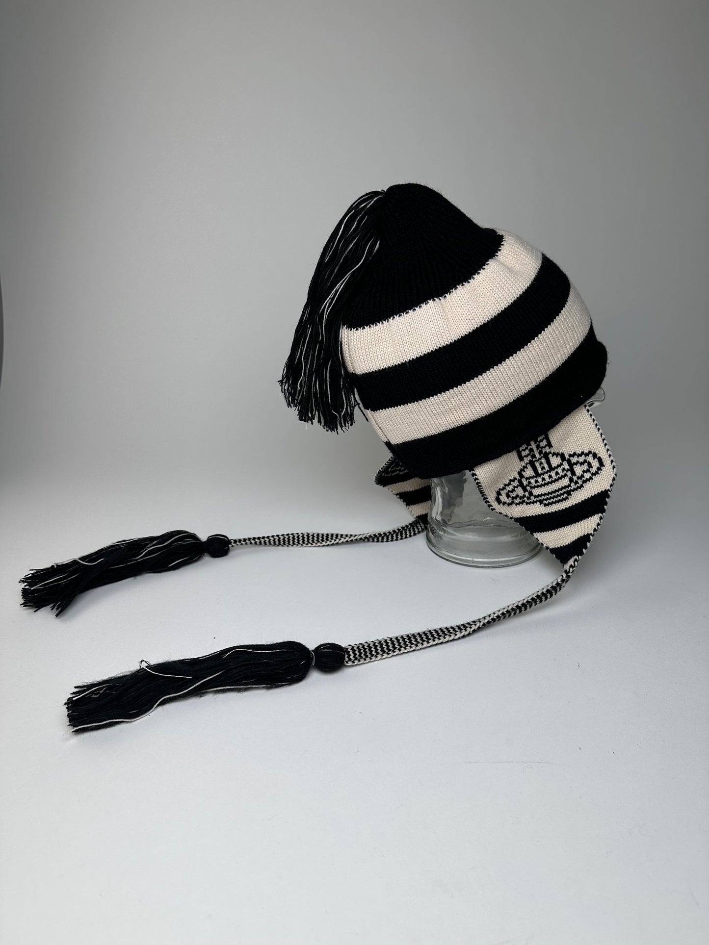 Vintage Vivienne Westwood Knitted Hat Y2K Black Cream