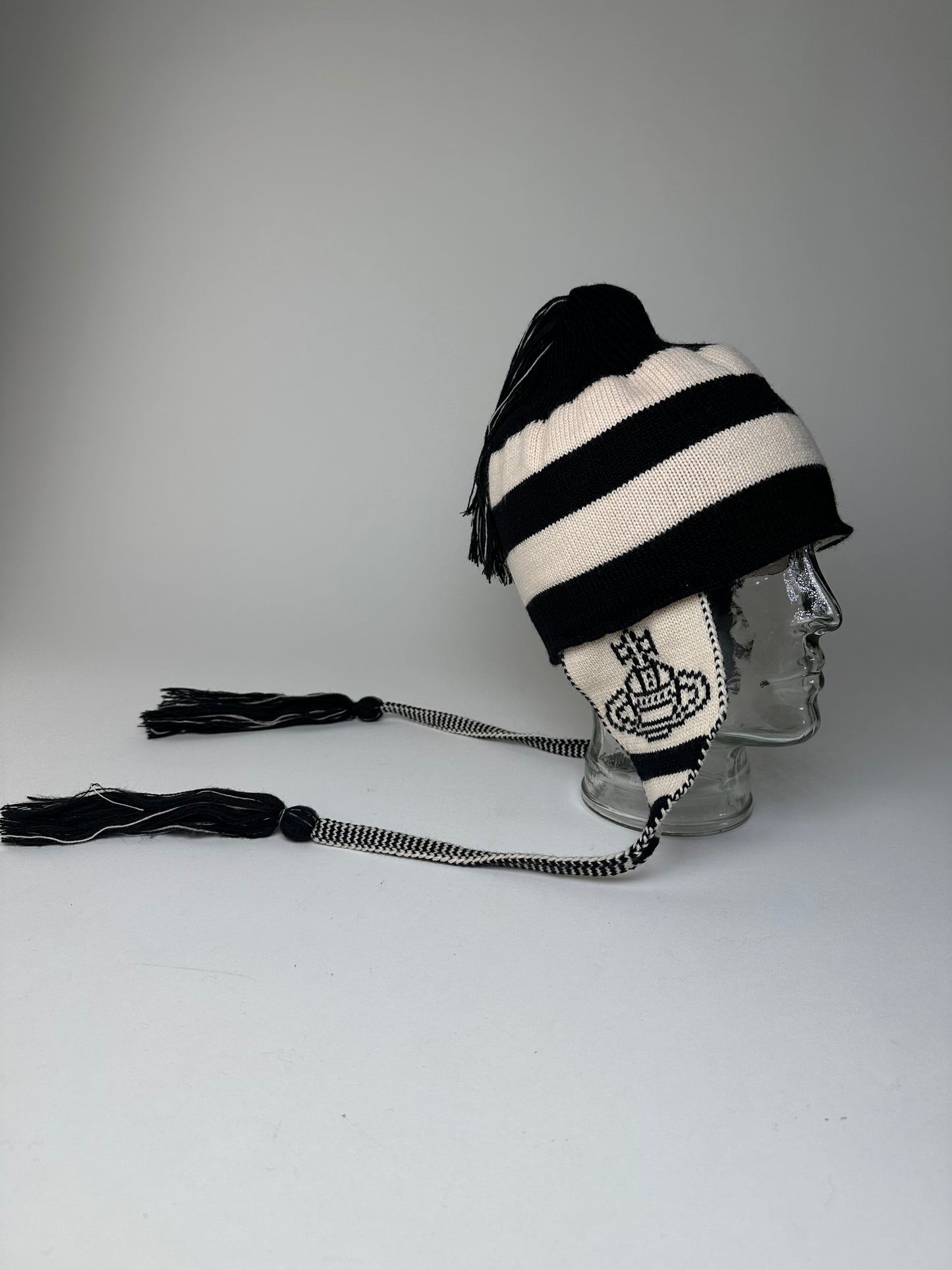 Vintage Vivienne Westwood Knitted Hat Y2K Black Cream