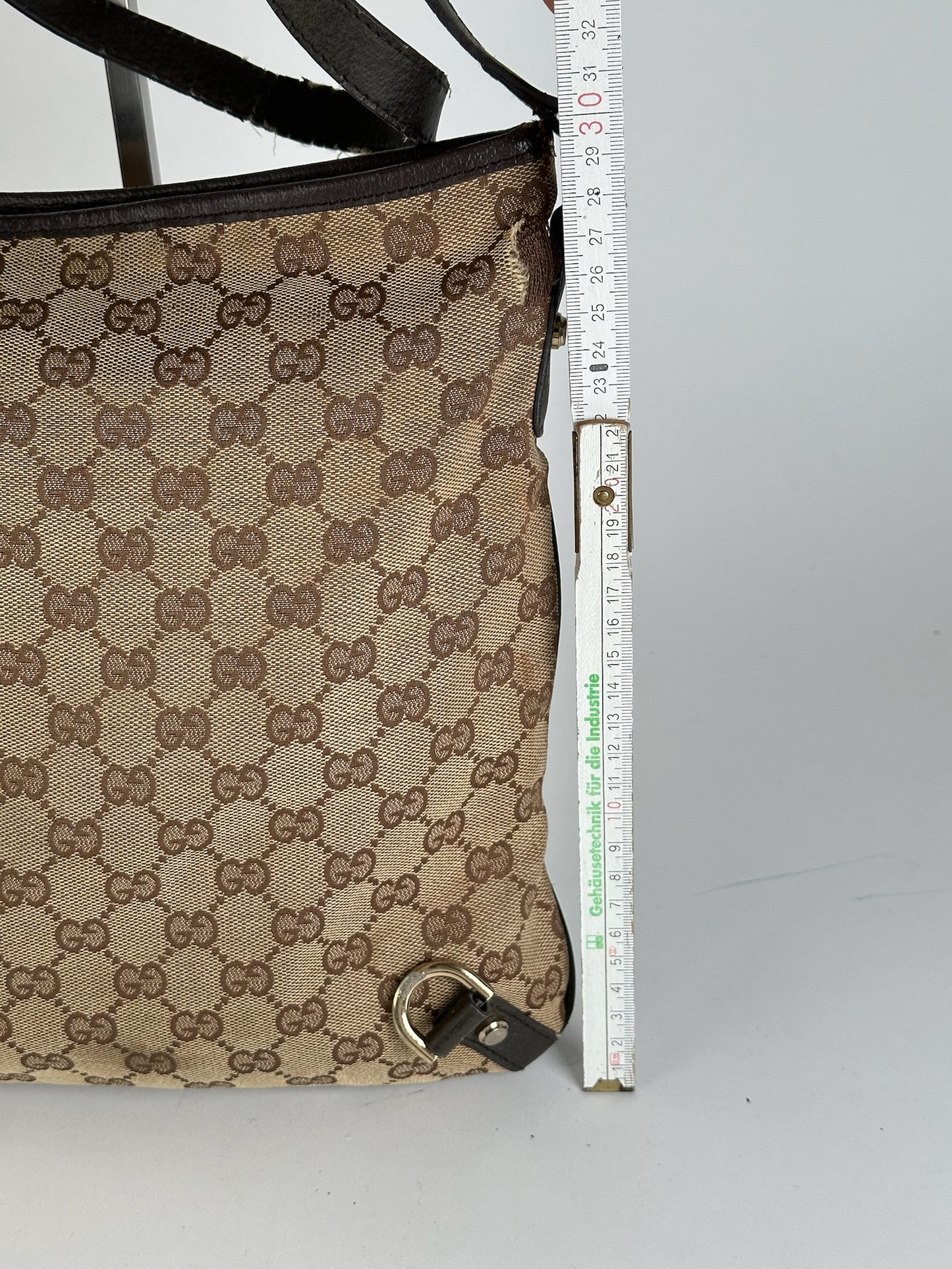 Sac bandoulière vintage Gucci en toile monogramme beige marron