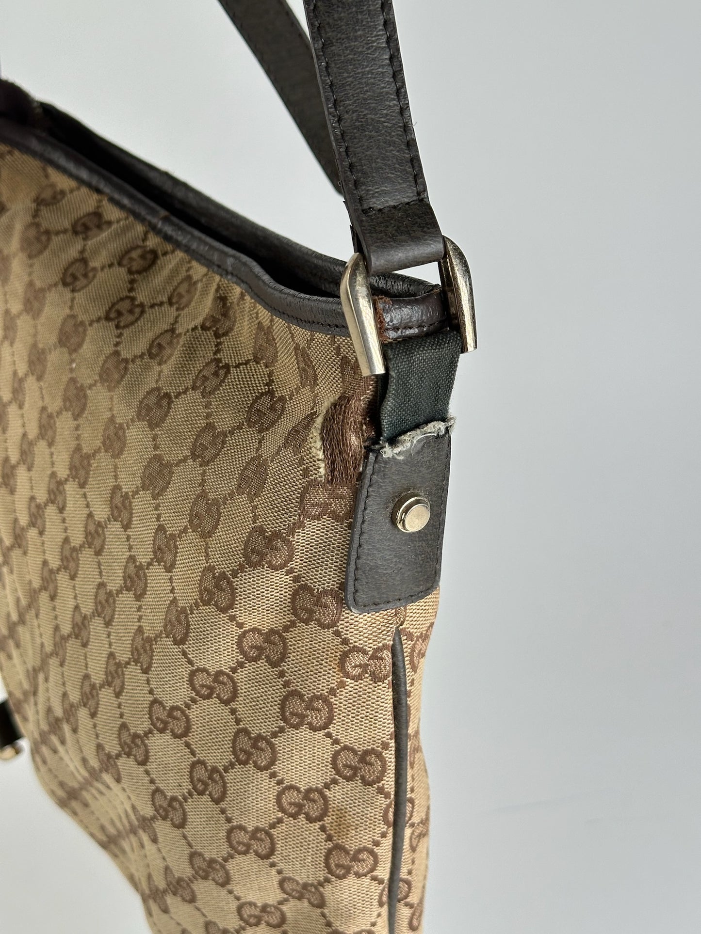 Sac bandoulière vintage Gucci en toile monogramme beige marron