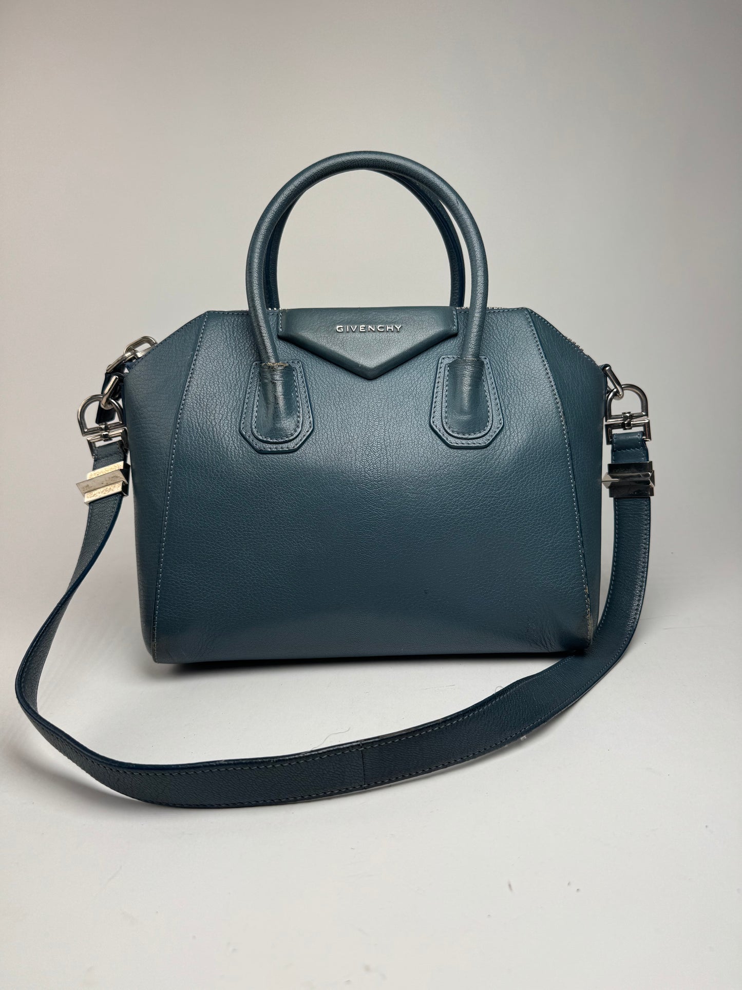 Sac vintage en cuir Givenchy Antigona bleu
