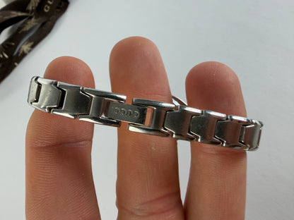 Vintage Gucci Stainless Steel Quartz Bracelet Watch Early 2000s Silver Rose Gold