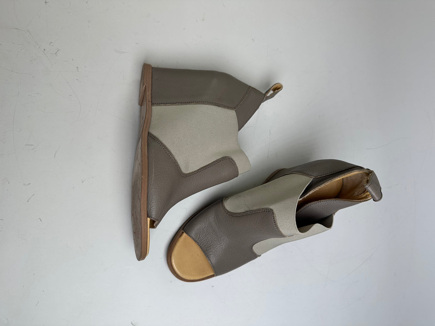 Vintage Madison Leather Heeled Sandals Beige Brown EU38