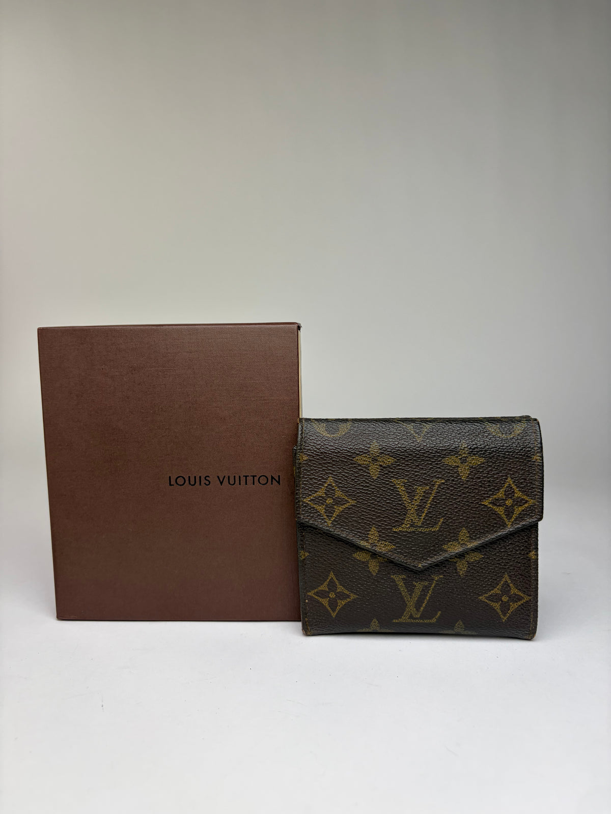Vintage Louis Vuitton Monogram Canvas Bifold Wallet Brown