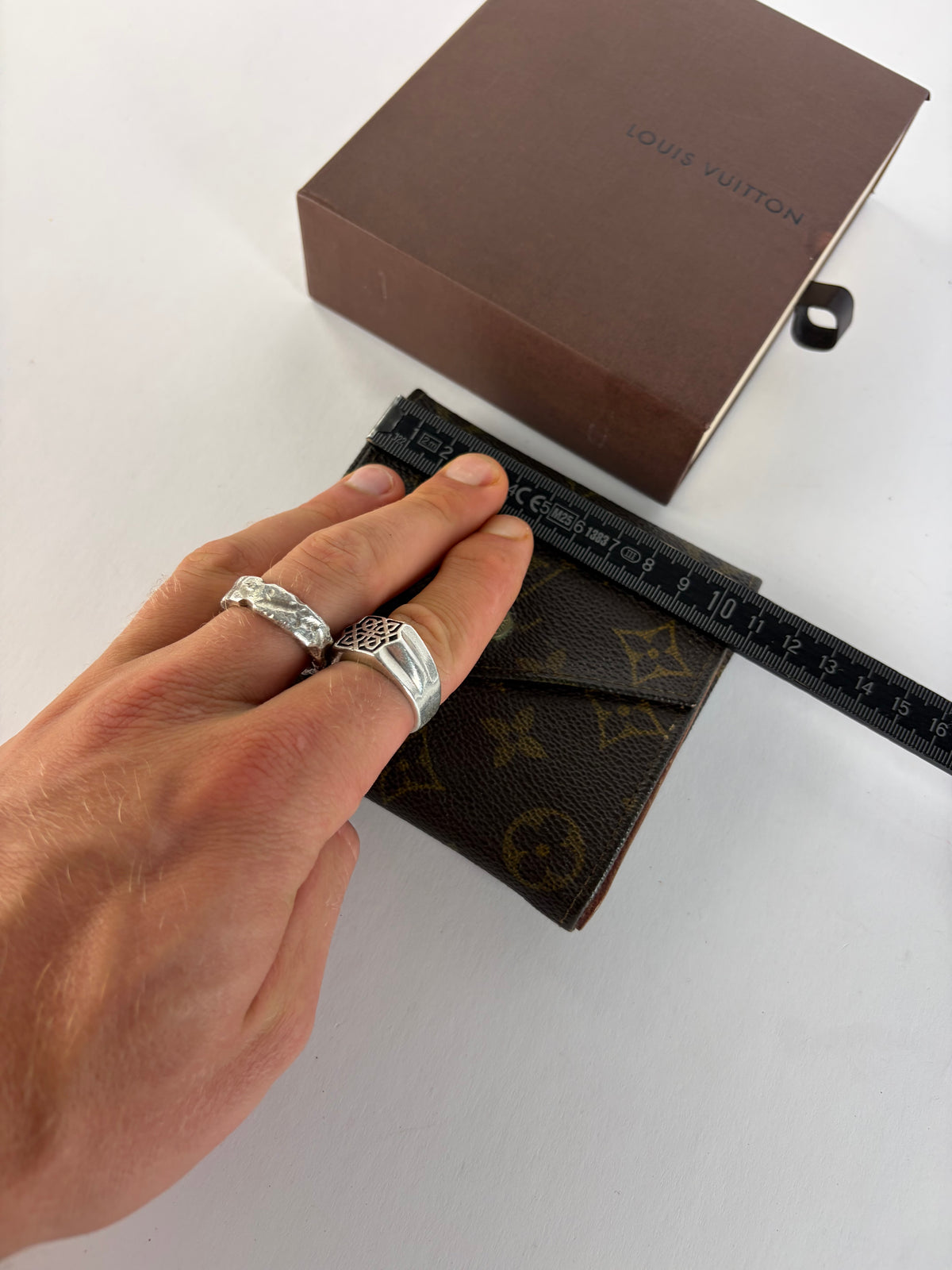 Vintage Louis Vuitton Monogram Canvas Bifold Wallet Brown